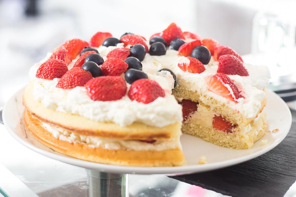 Strawberry Shortcake! 5 net carbs per serving r/ketorecipes