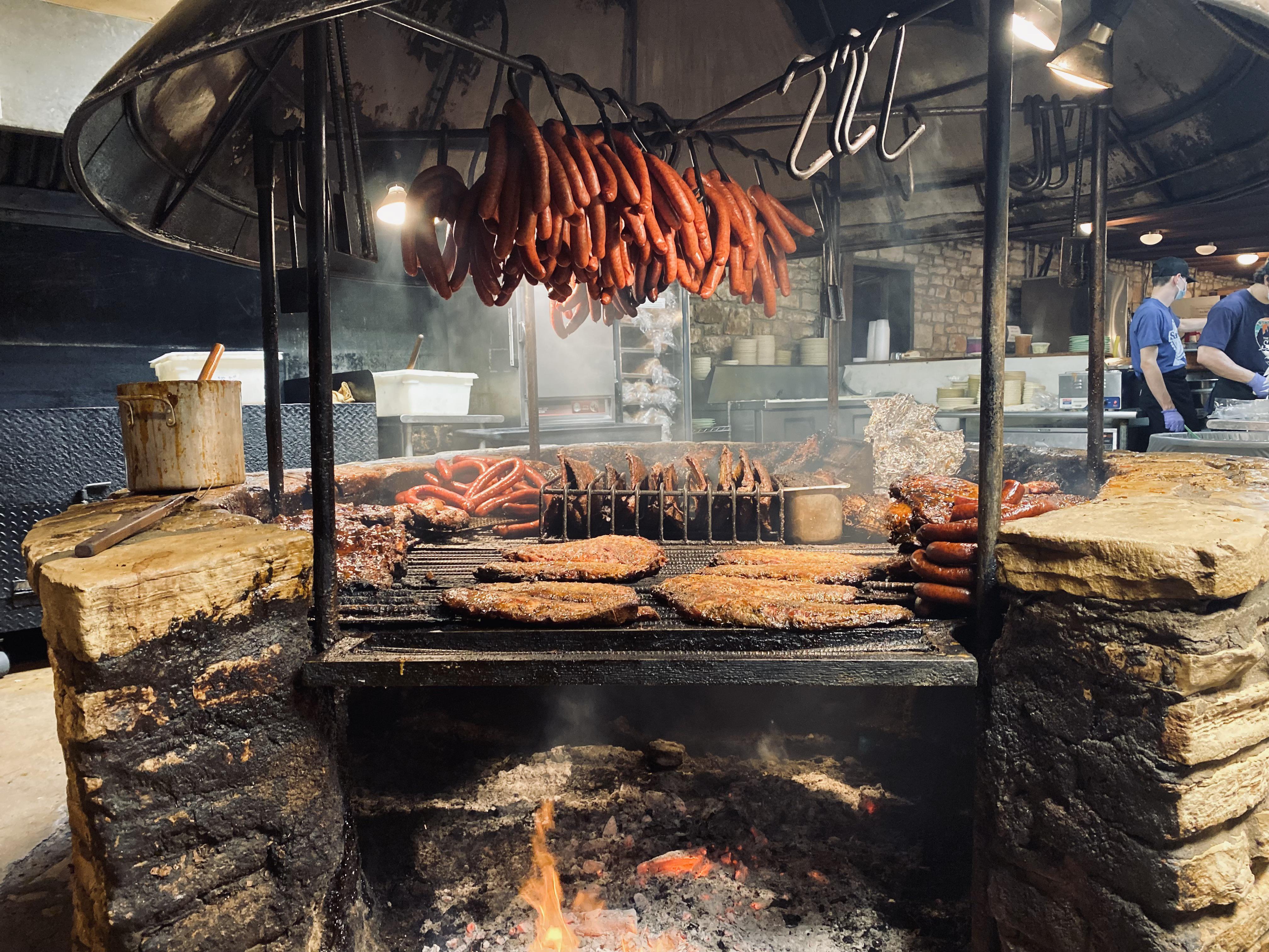 The pits at Salt Lick look better every time I visit r/meat