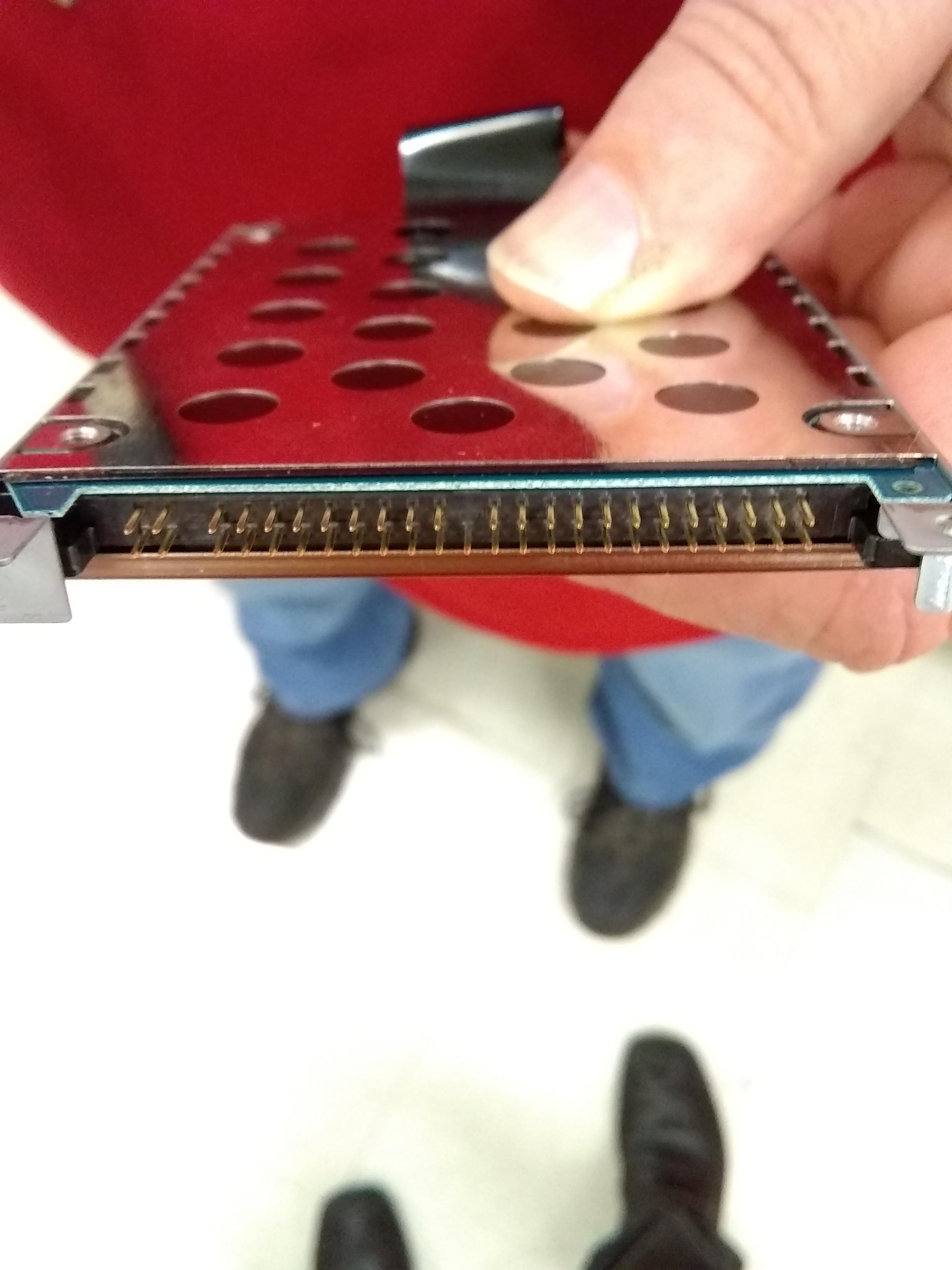 Hard disk drive connectors gaswtotal