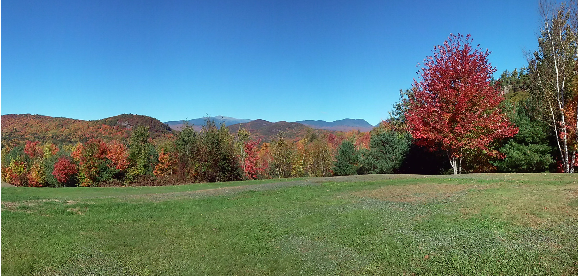 Glen, New Hampshire. [OC] [2411x1151] r/EarthPorn