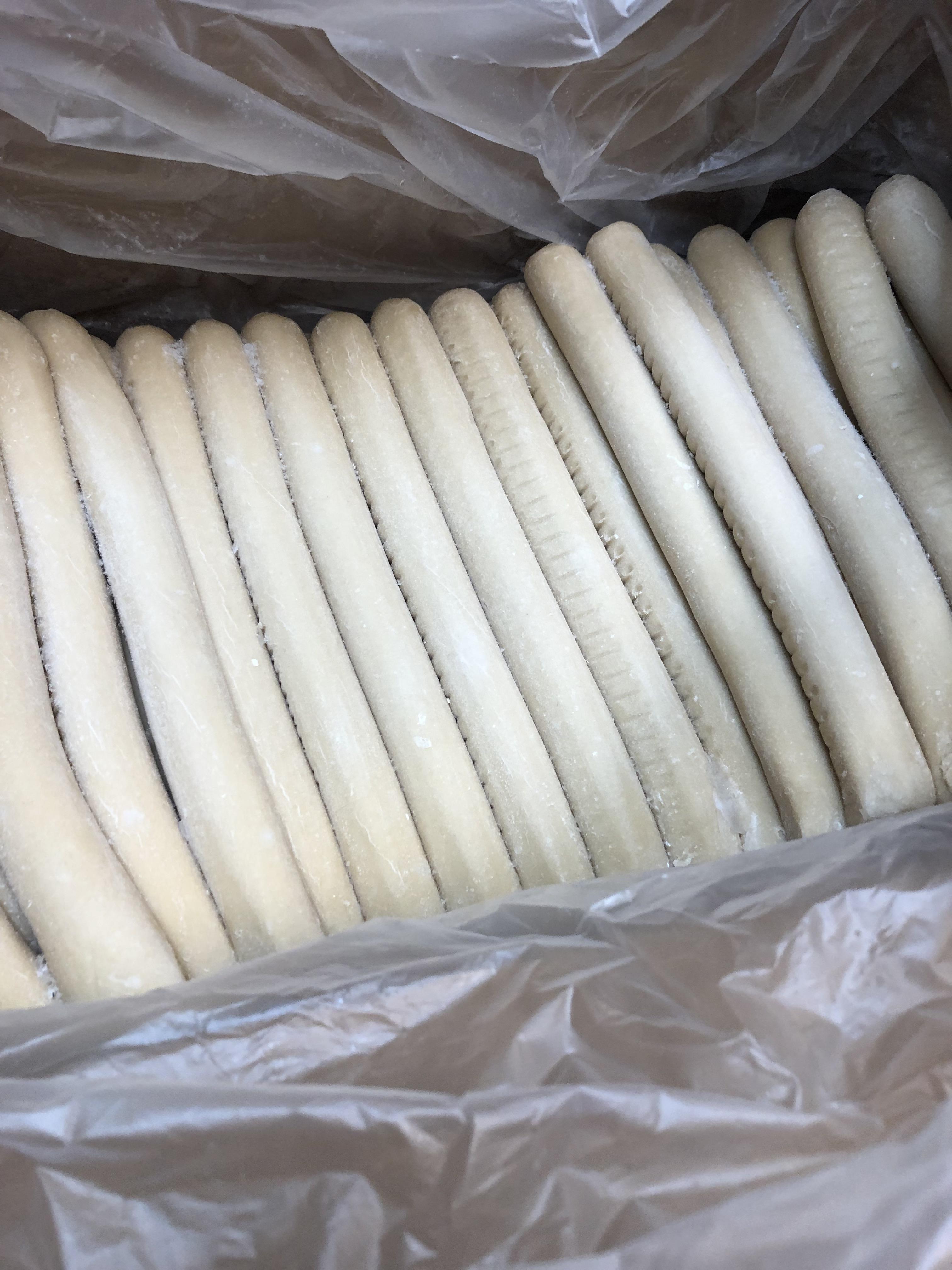 love coming into work and seeing this 😭all the bread was frozen and