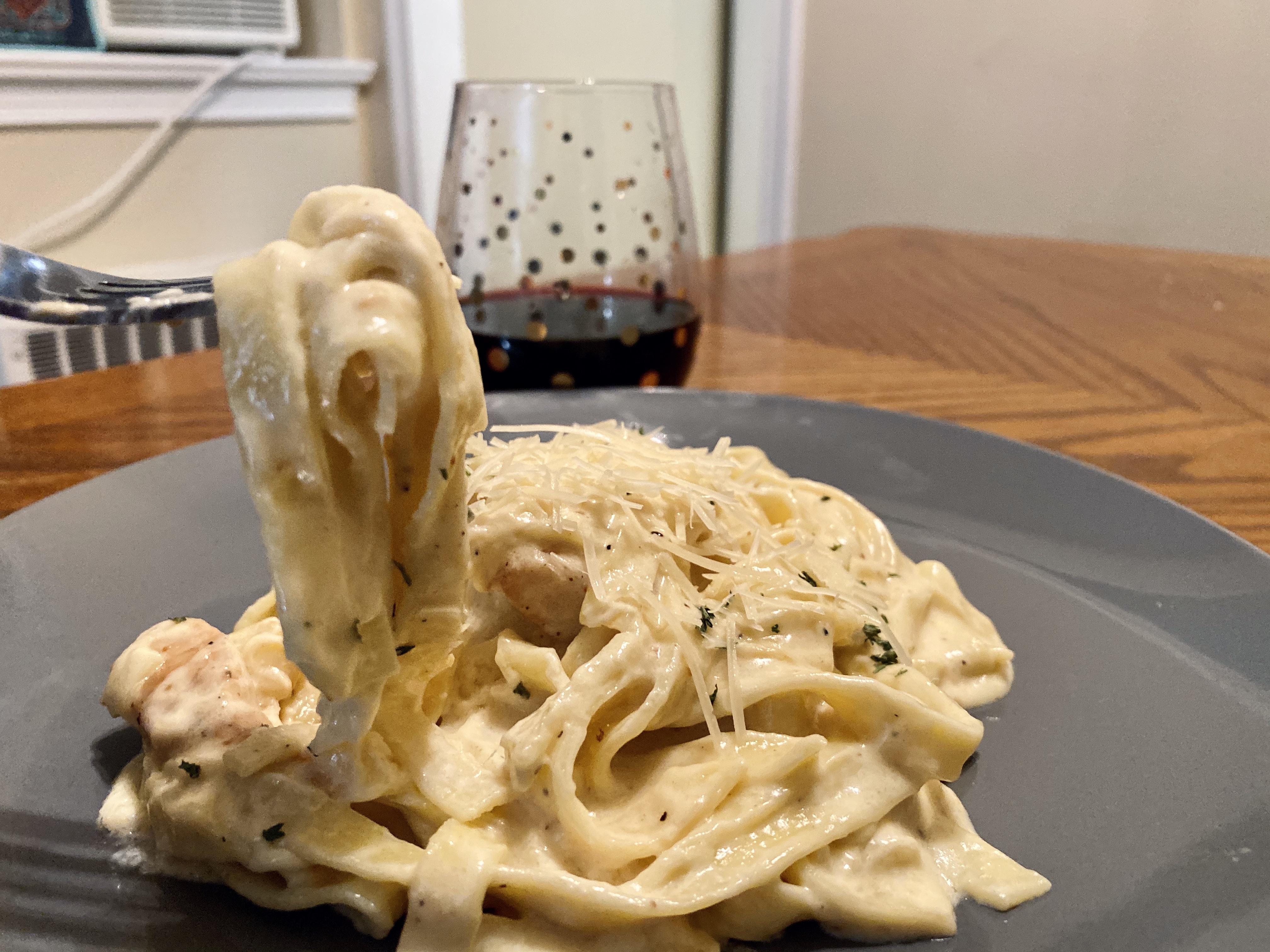 Homemade chicken fettuccine alfredo r/FoodPorn