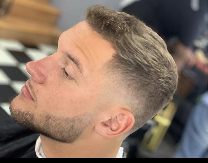 What would I ask for in a barbers if I wanted to get this haircut? r