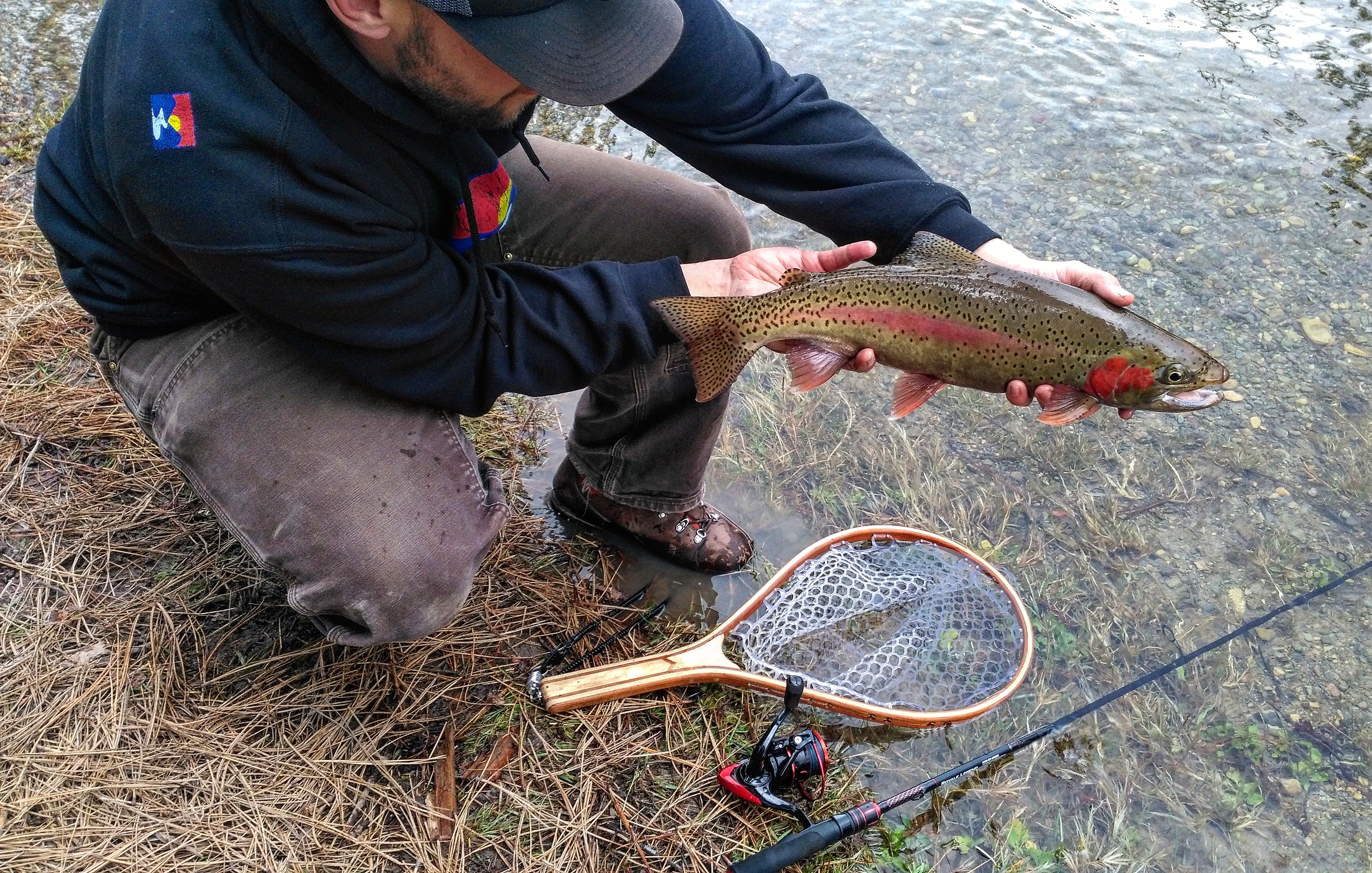 The perfect morning for some river fishing. r/Fishing
