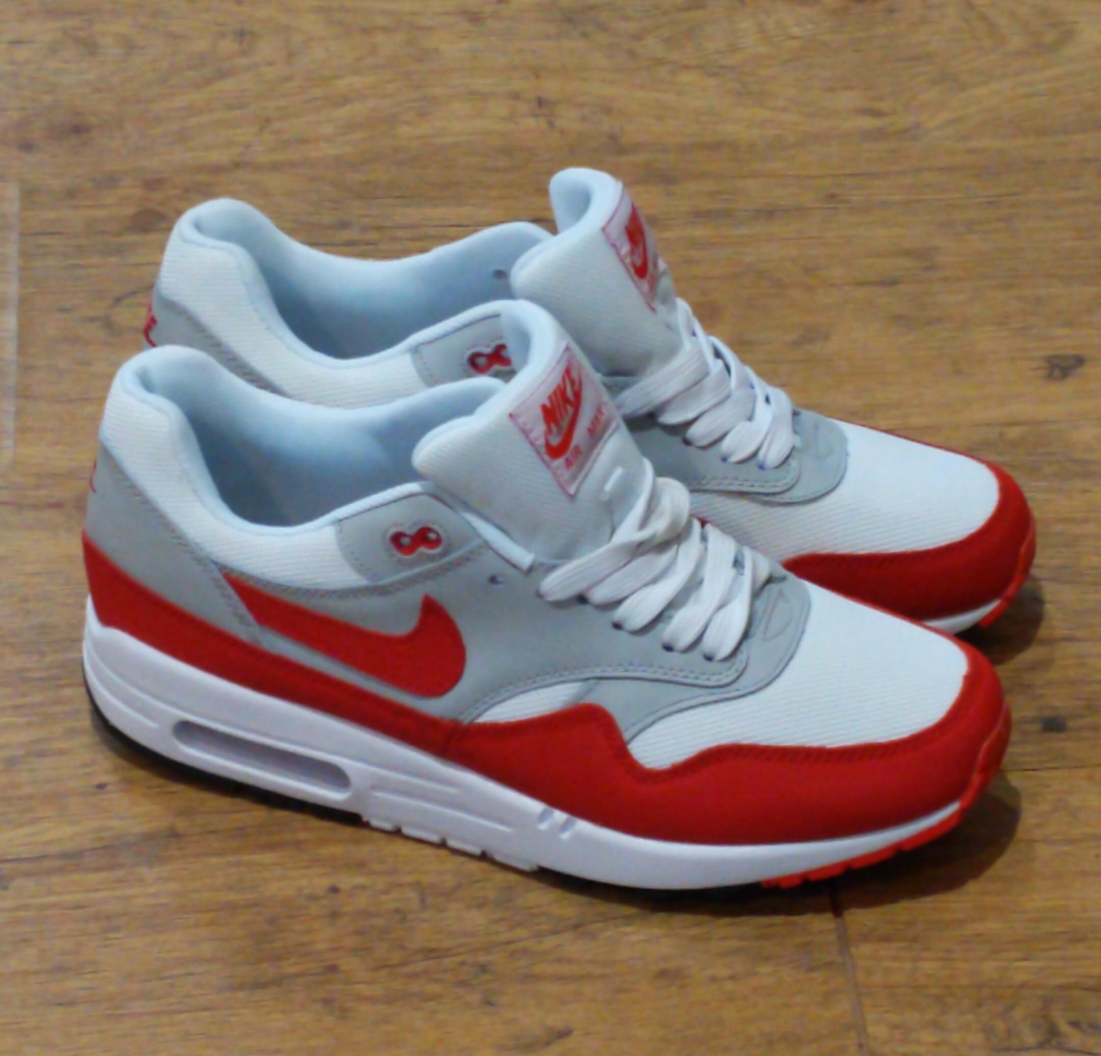 Air Max 1 Anniversary Red £32. Really can't complain as the quality is excellent🙌🏻 r/DHgate