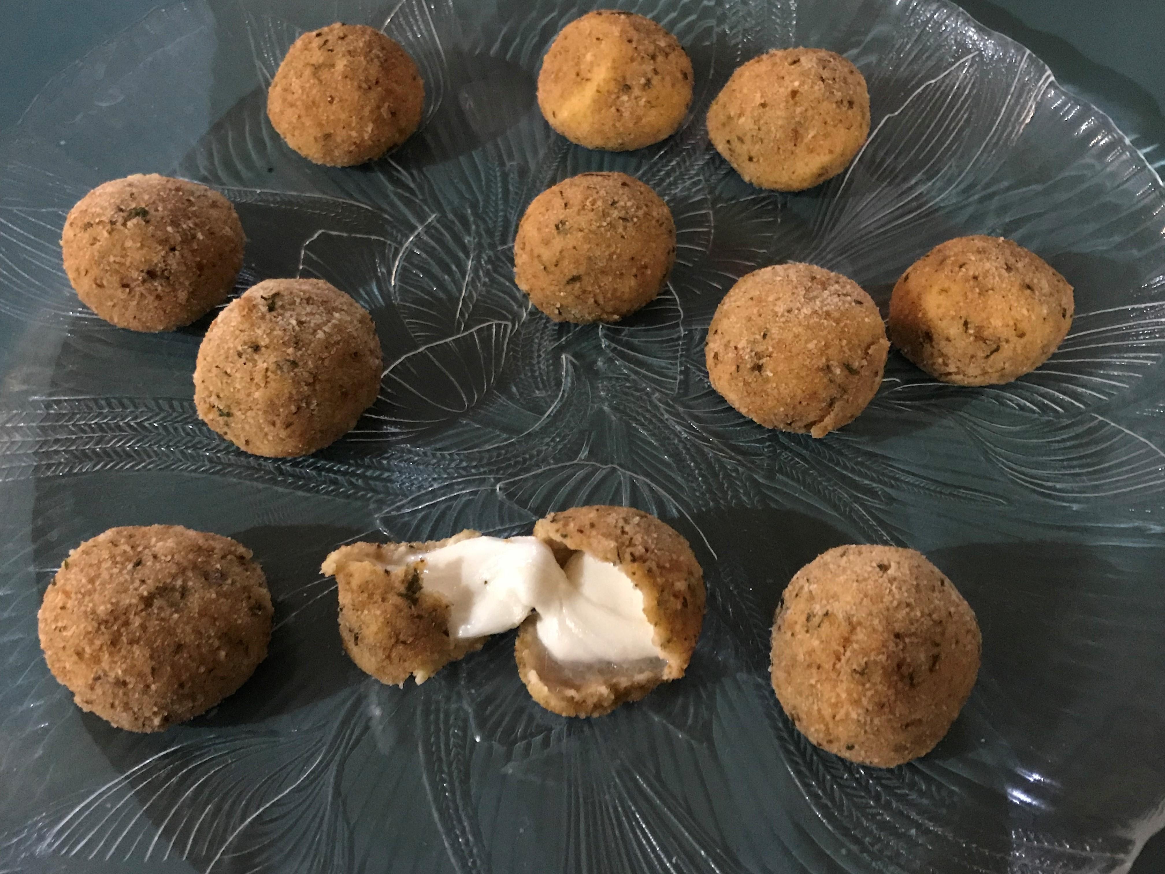 [Homemade] Baked Italian Breaded Mozzarella Balls r/food
