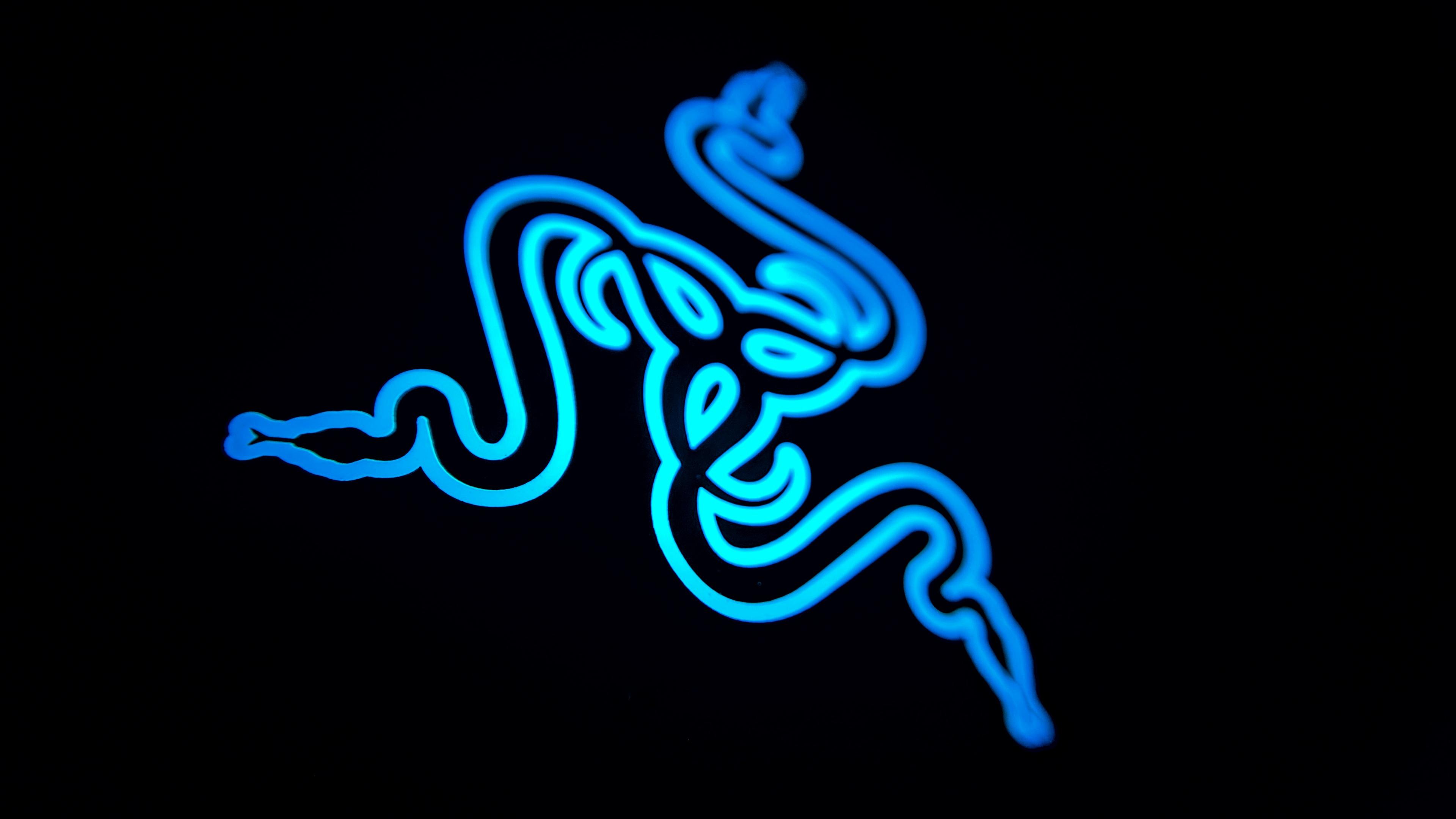 Razer logo shot with Pixel 3 on my Mamba Tournament Edition razer