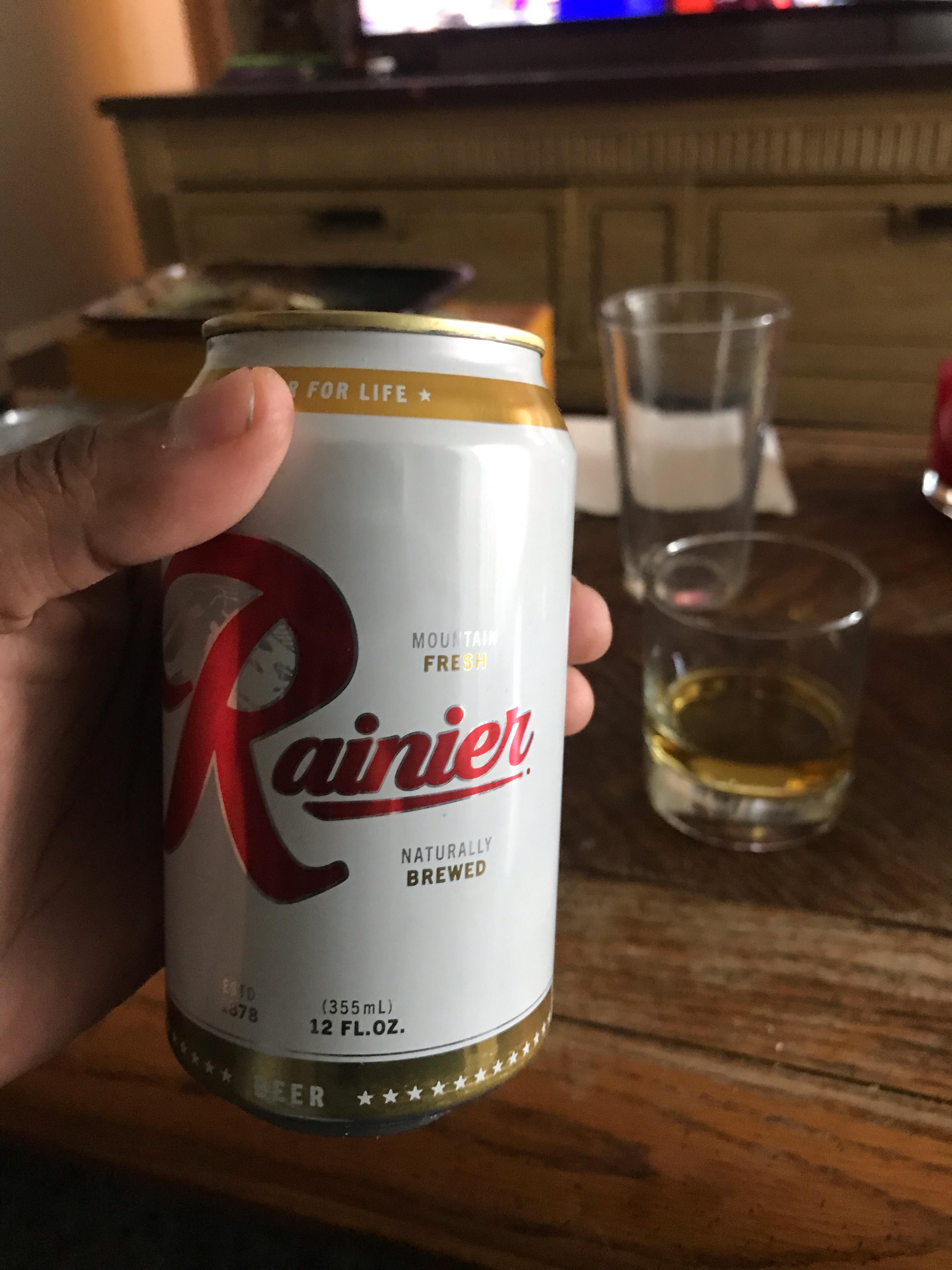 shout out to walt! got these in a colorado liquor store this afternoon. r/longmire