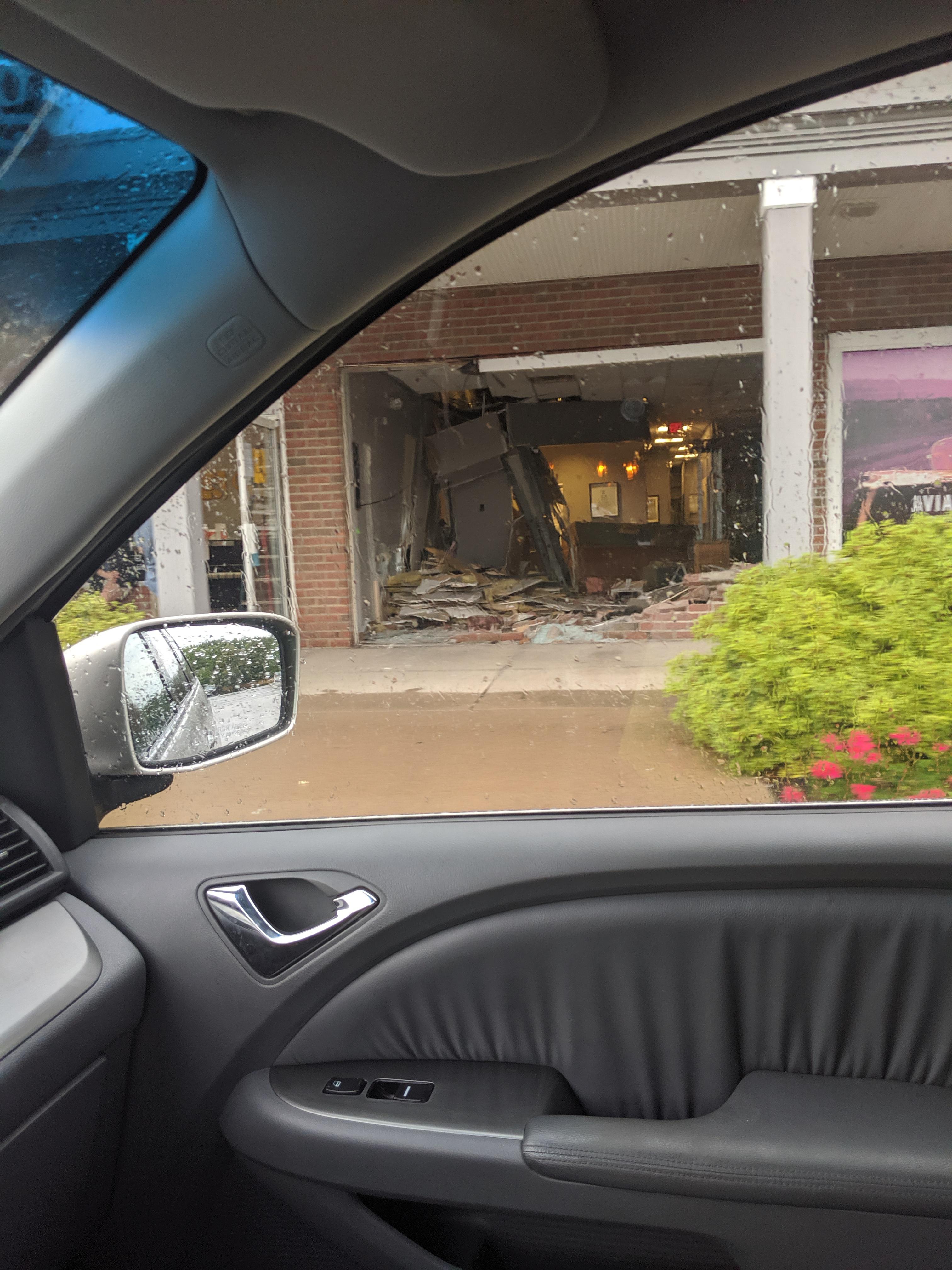 A Man Had A Medical Emergency While Driving And, Well... r/WTF