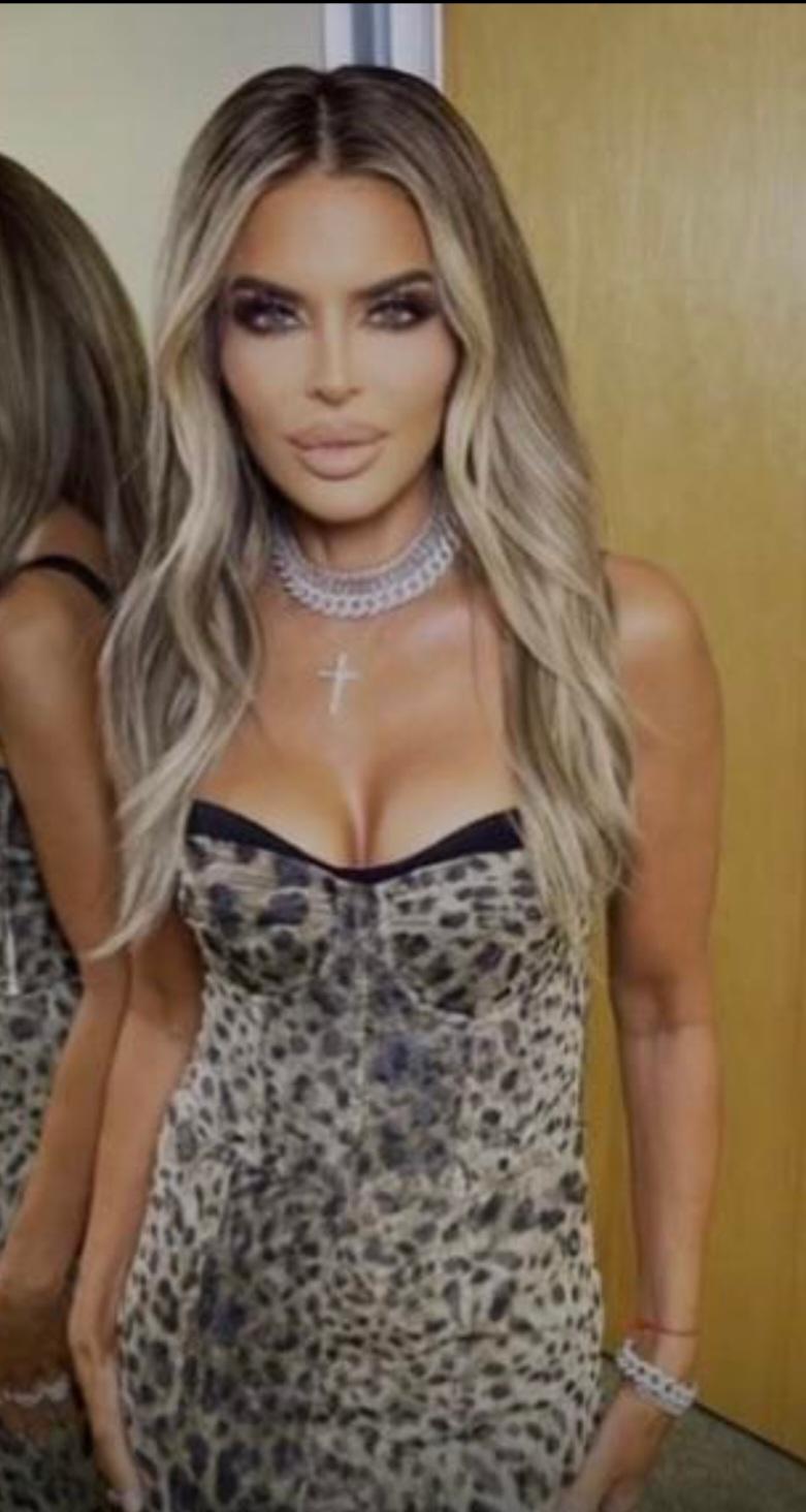 59yearold woman (seen on reddit) r/Instagramreality