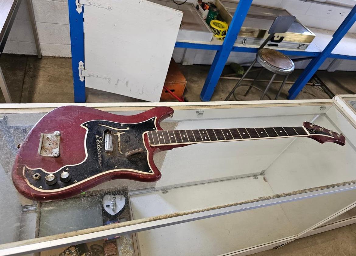 This is at an auction near me tomorrow, I’m trying to find more info on