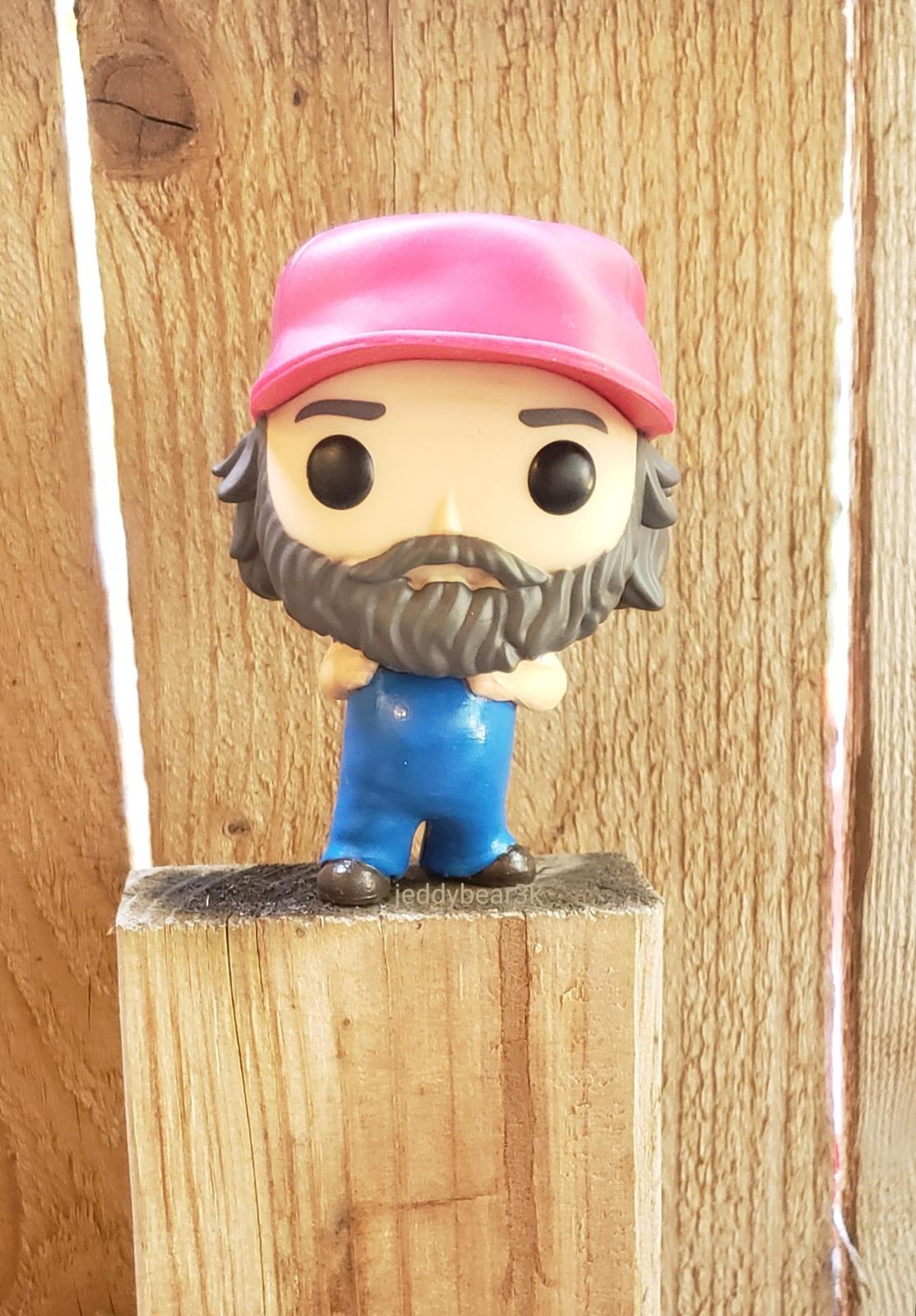 I hope you guys appreciates my custom Squirrely Dan Funko Pop! Doll