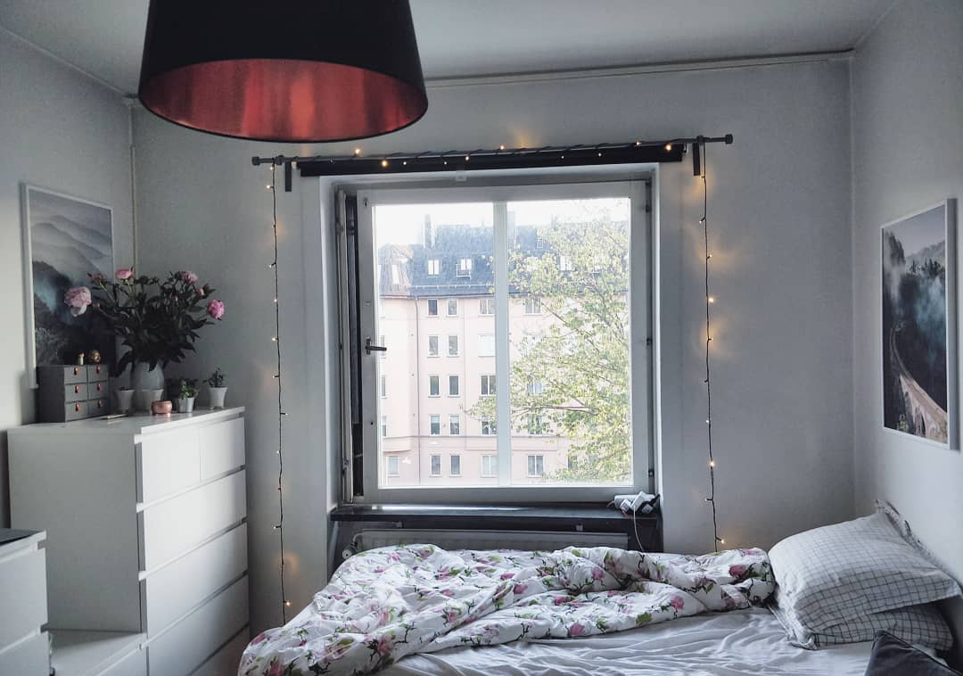 My small student apartment in Stockholm r/CozyPlaces