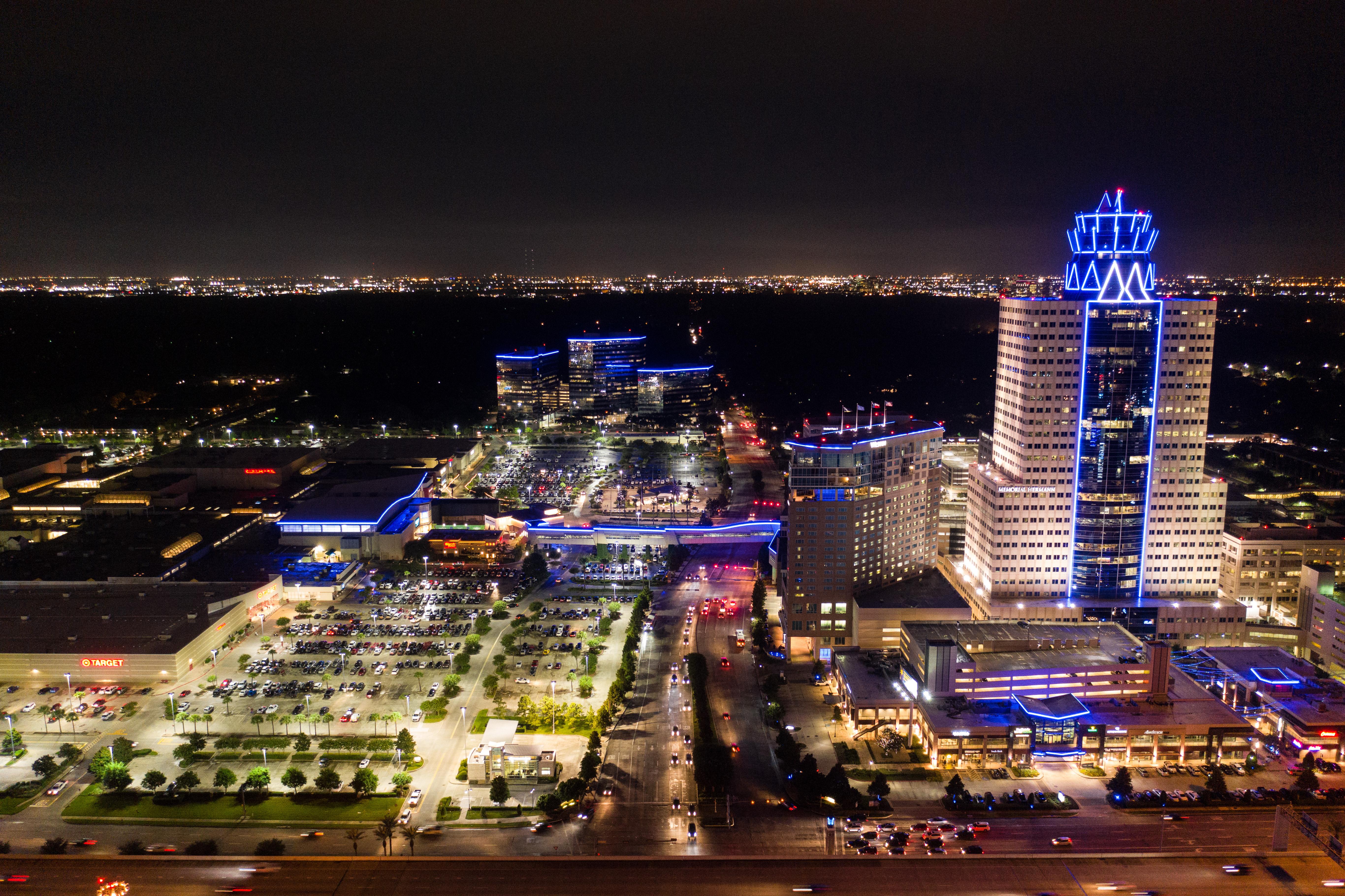 Memorial Hermann area on a Friday night r/houston