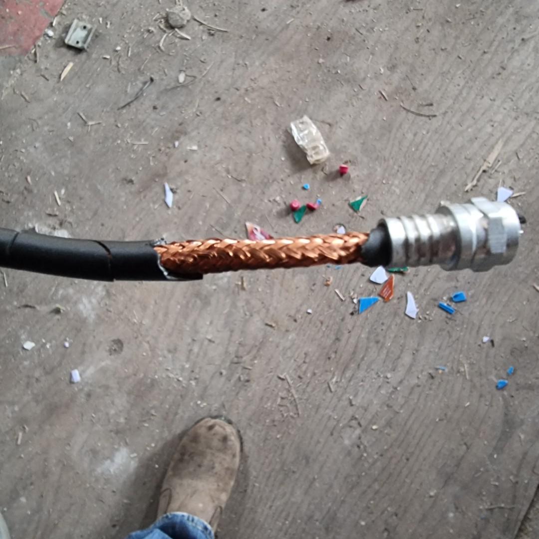 I take it that this coax is worth stripping. r/ScrapMetal
