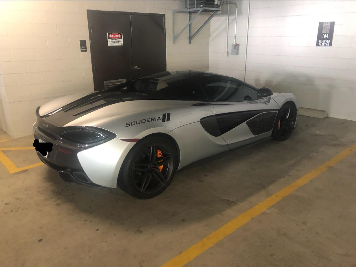 [McLaren 570s] spotted in Houston, TX. r/spotted