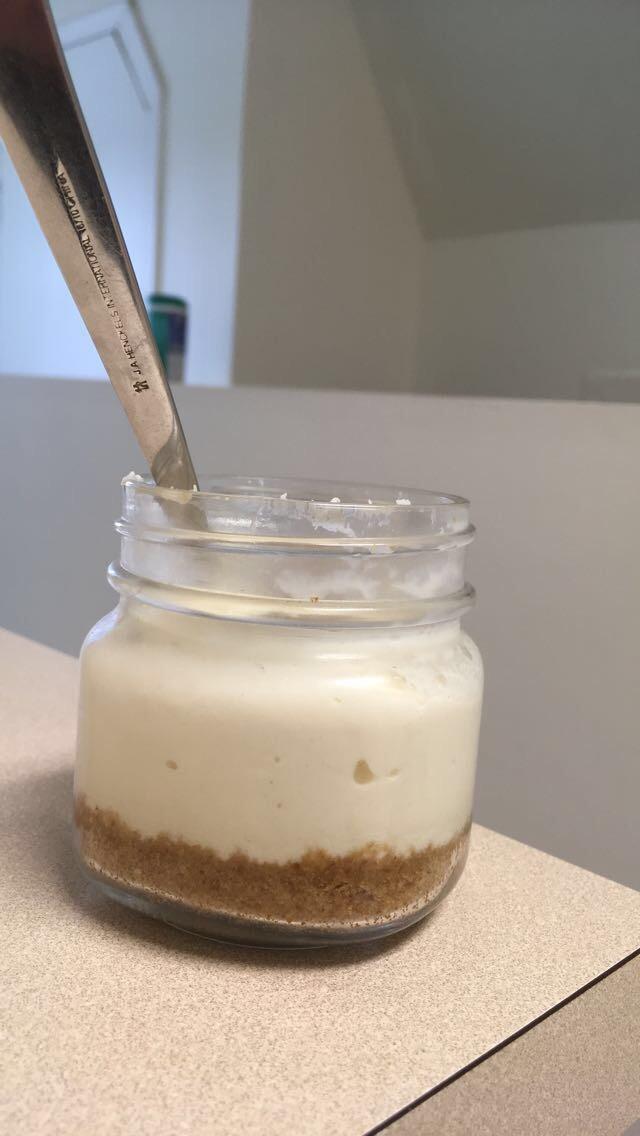 This kid near me sells cheesecakes in a jar r/mildlyinteresting