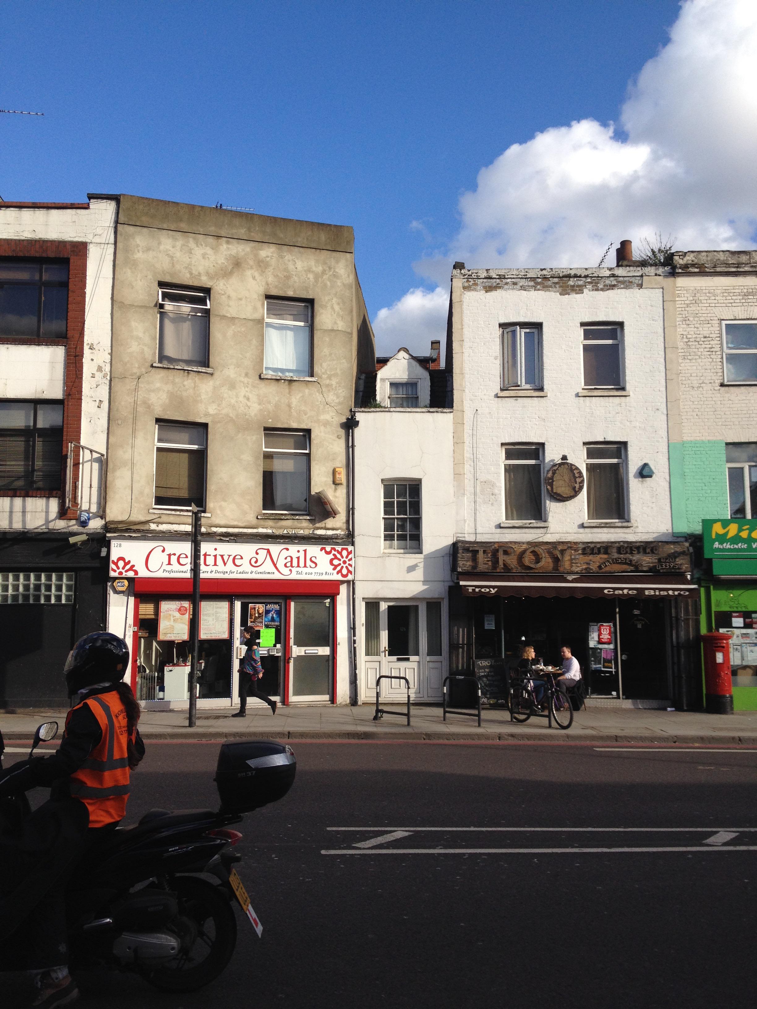 No 126 Kingsland Road. London r/UrbanHell
