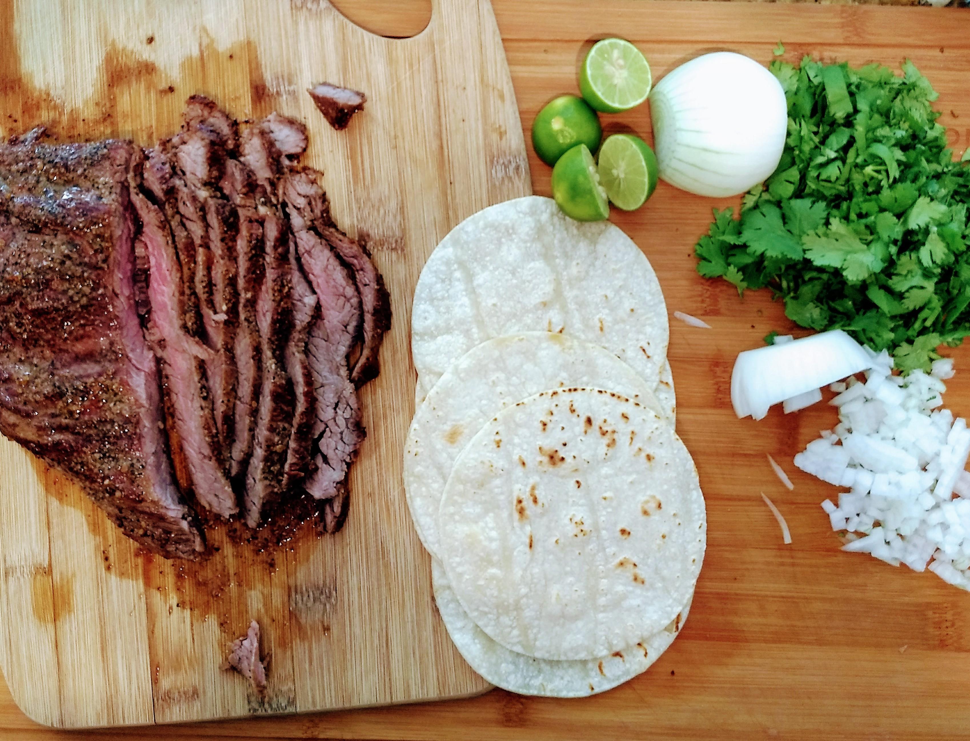 [Homemade] Skirt Steak Tacos r/food