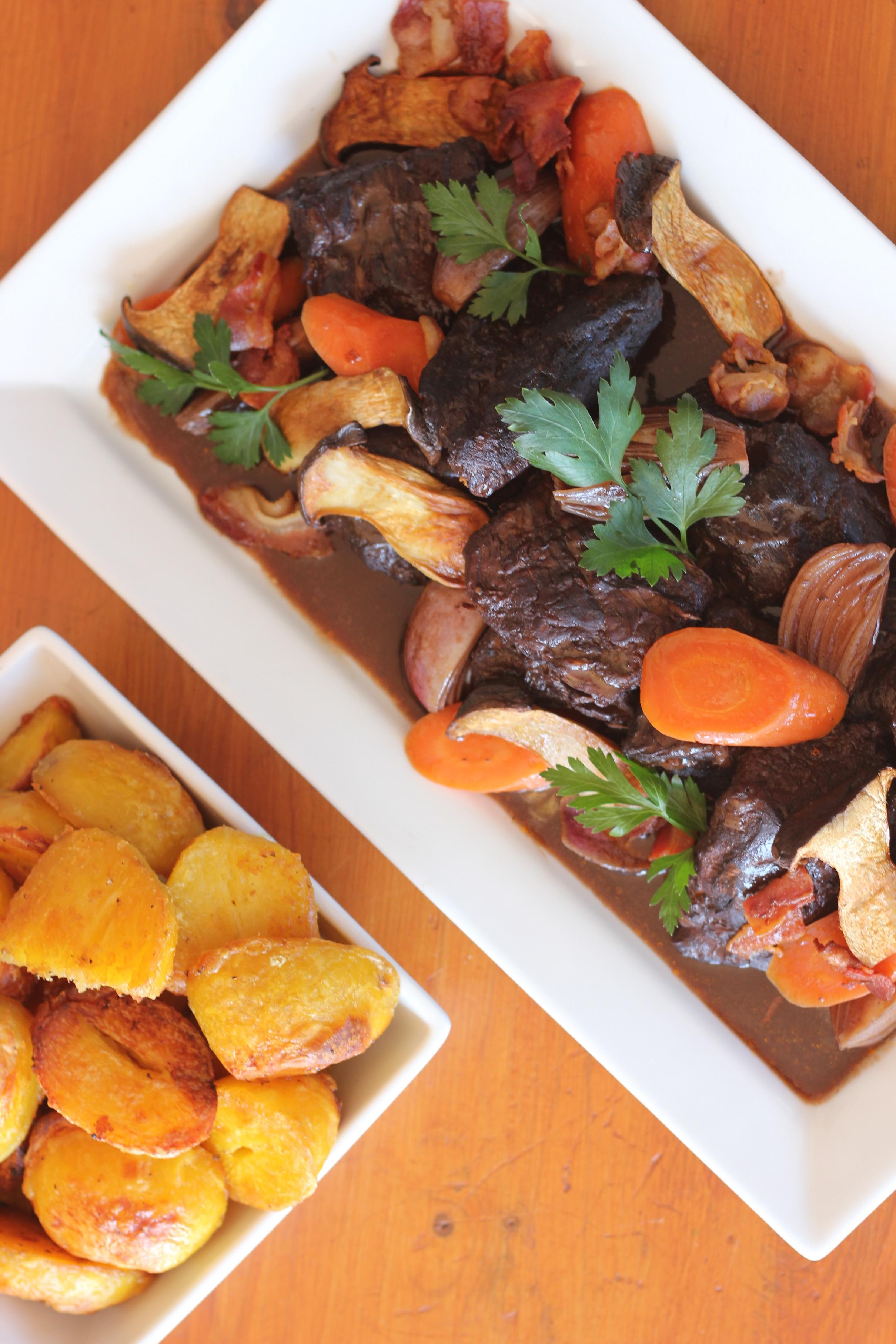 [OC] Beef Bourguignon (Braised Beef in Red Wine with Carrots, Onions