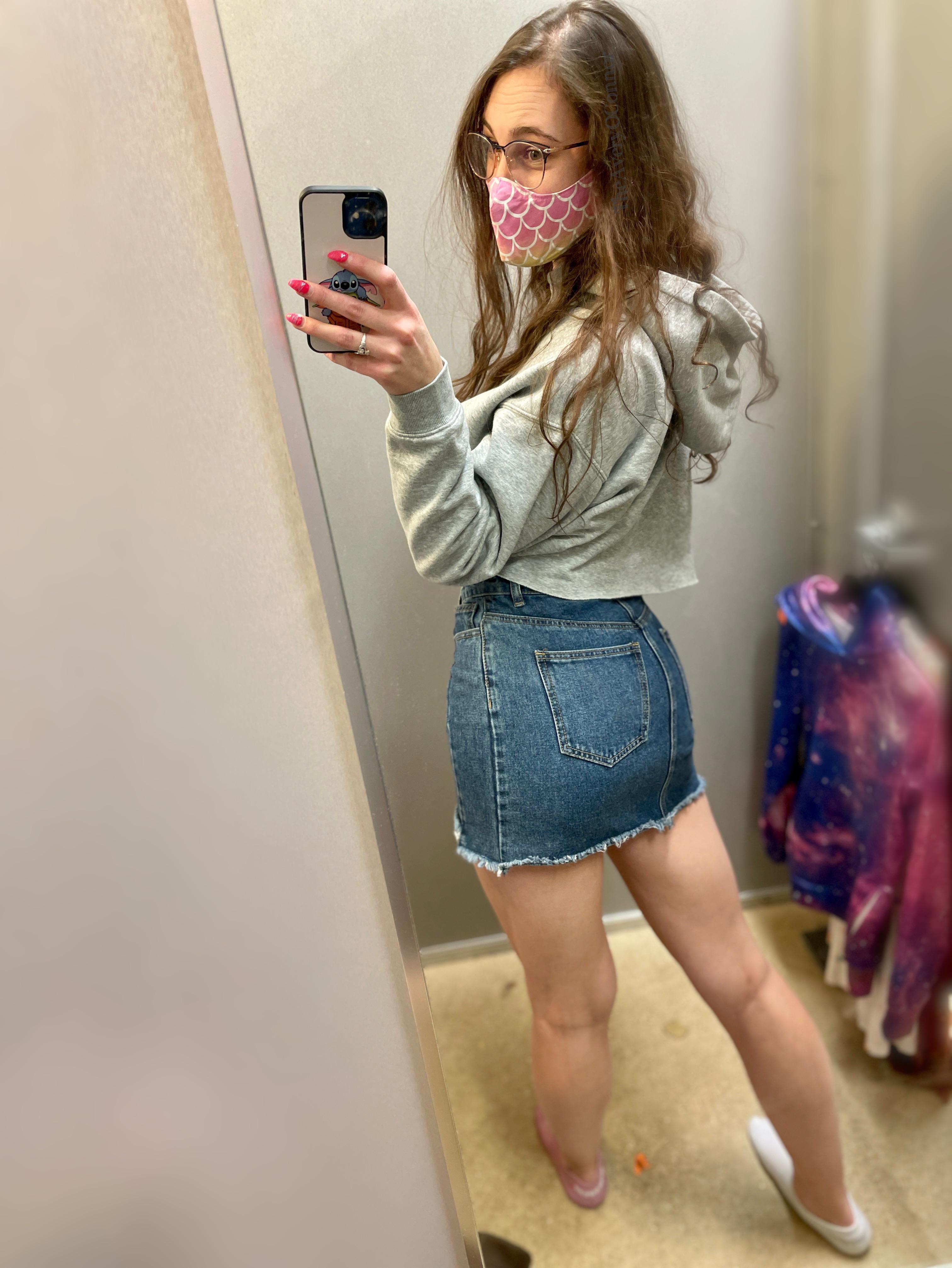 Finally picked up a denim skirt again, now that they’ve come back in