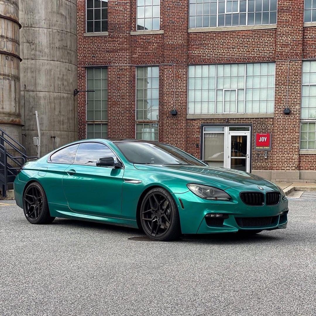 Avery Dennison Gloss Dark Green Pearl r/CarWraps