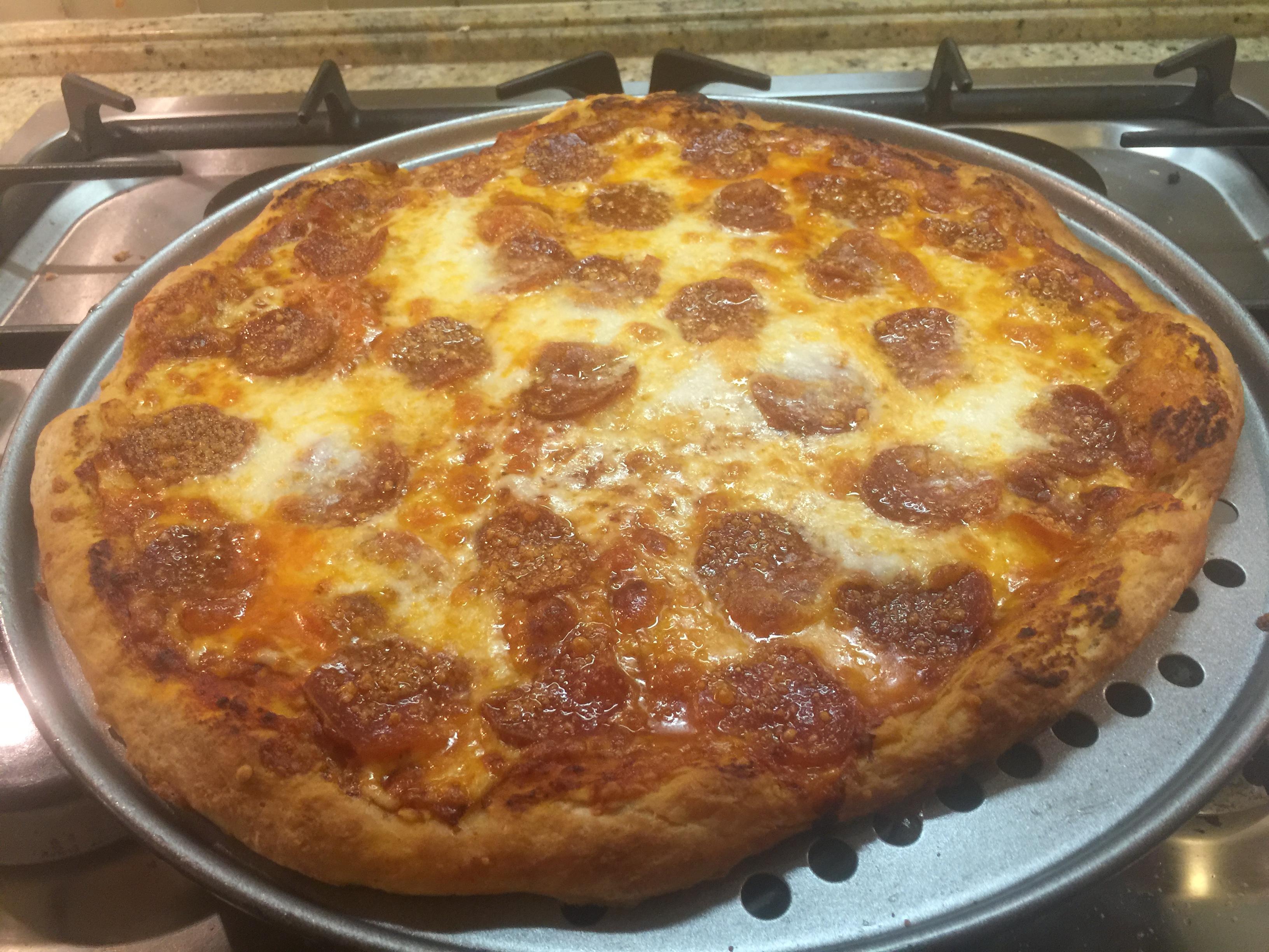 Salami Picante Pizza [OC] r/food