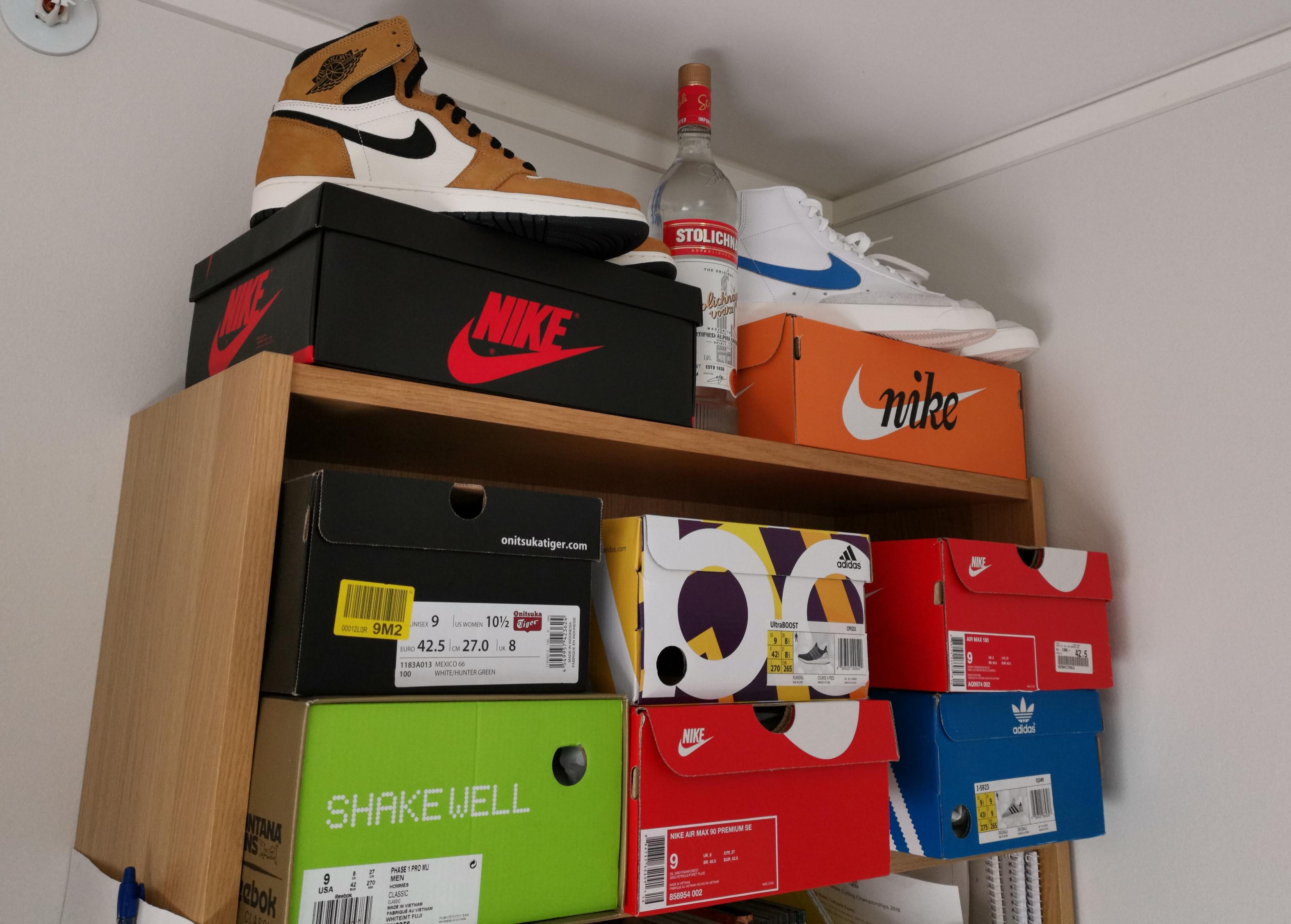 What belongs on the top shelf, goes on the top shelf r/Sneakers