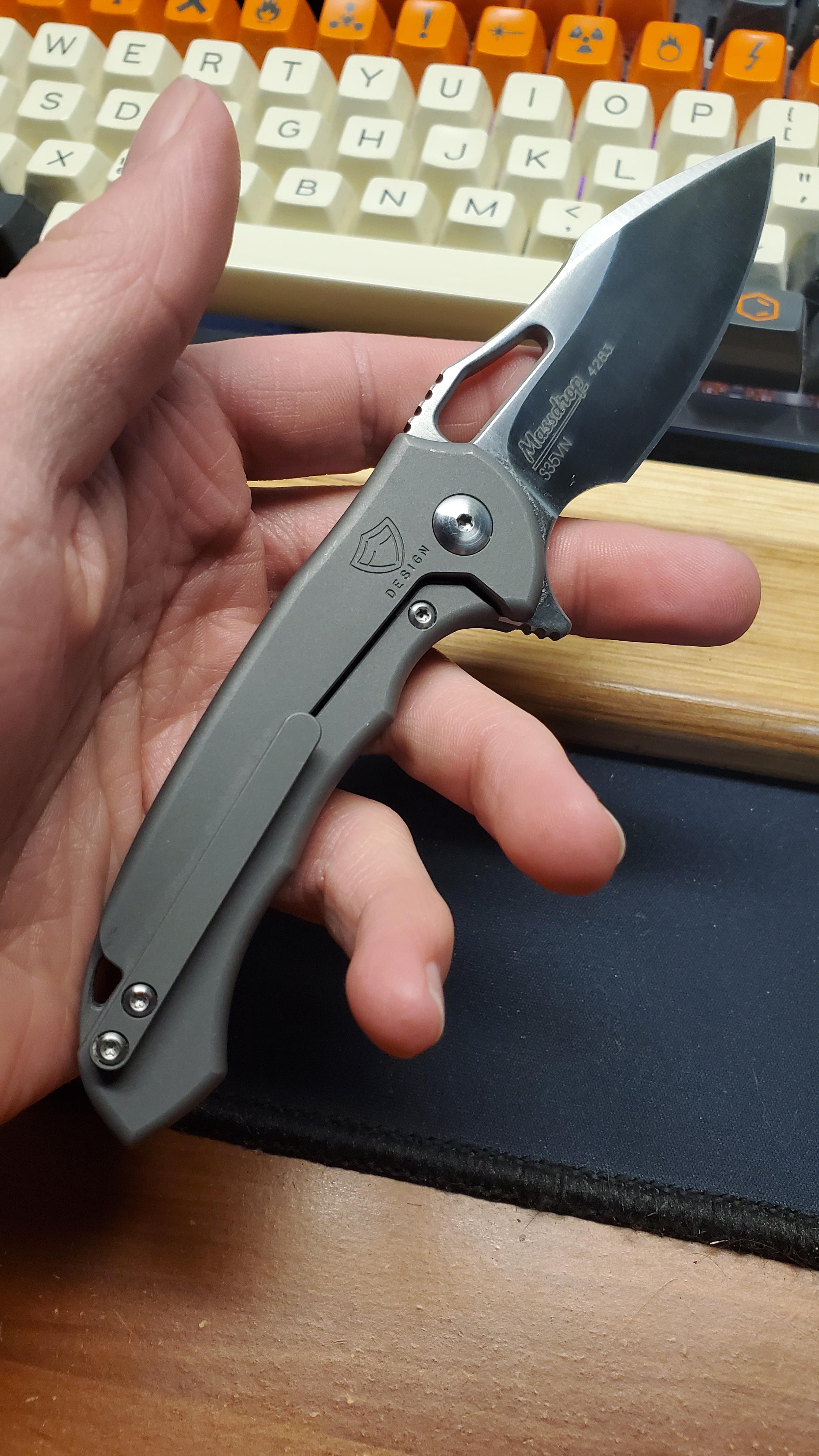 Sharpening a knife for a friend r/EDC