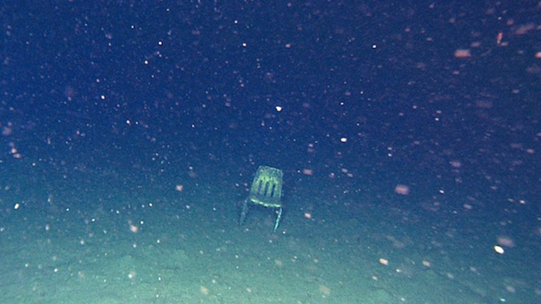 There is NO WAY this picture is not a repost..... r/chairsunderwater