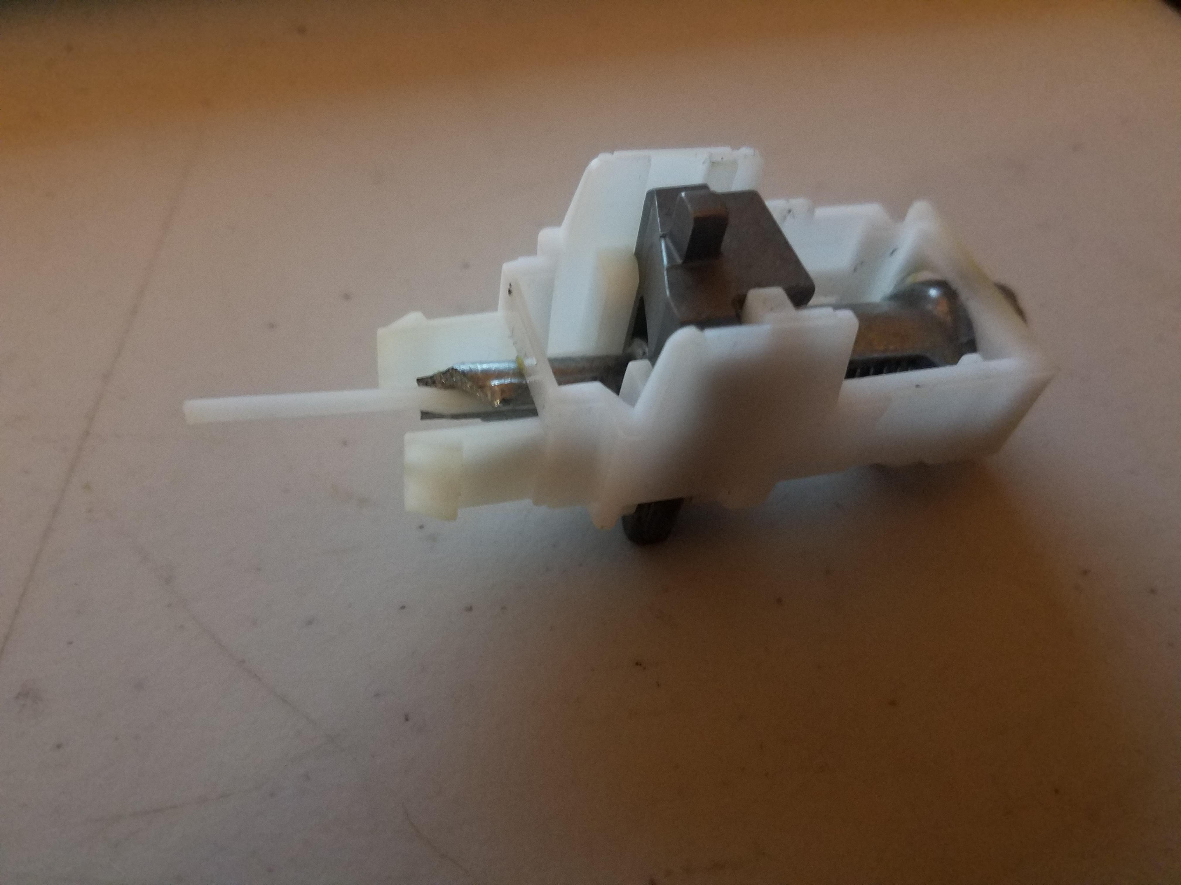 Why, Jeep? Why? (Broken ignition actuator, 2003 TJ) r/Jeep