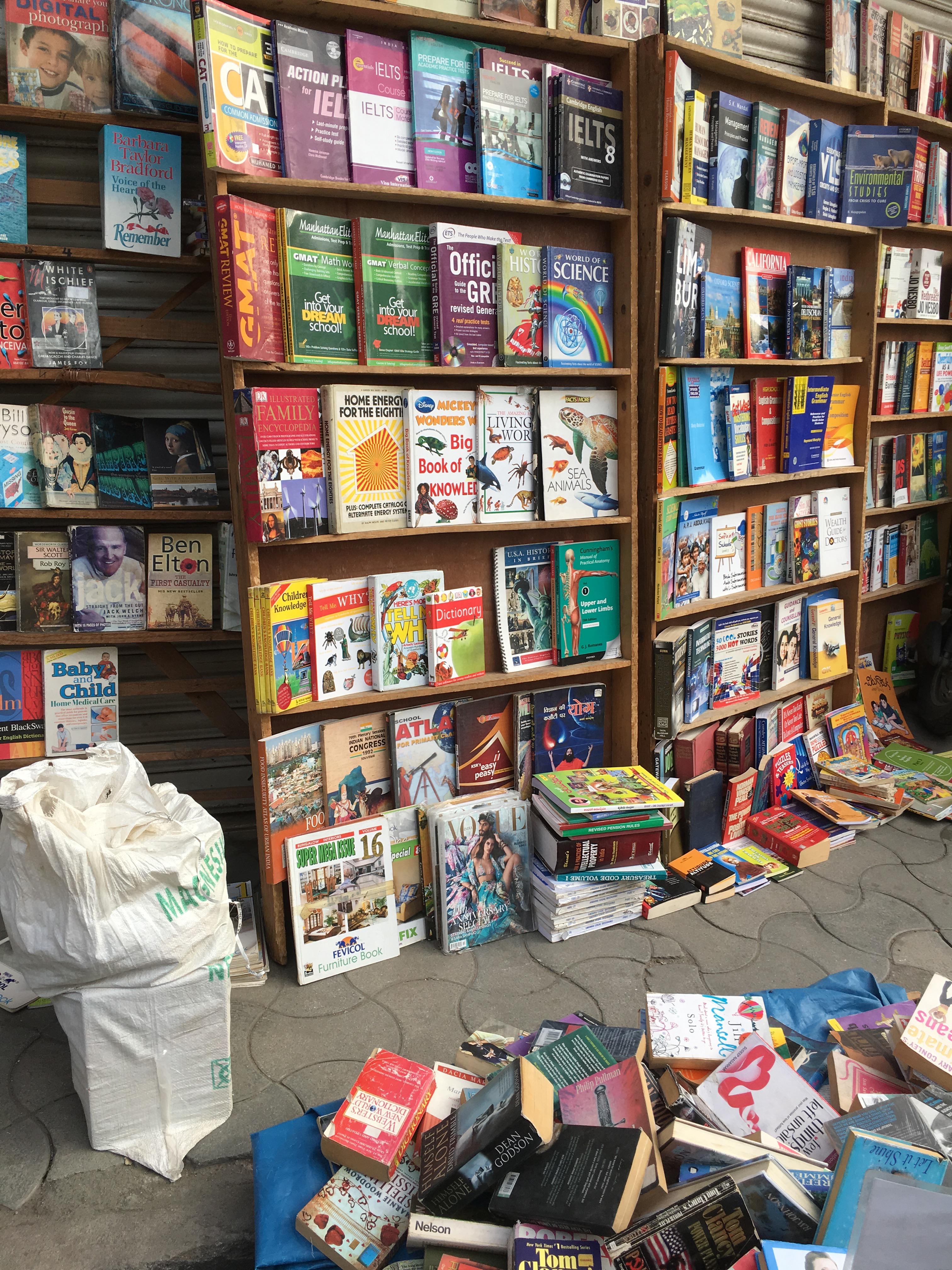 Koti Hyderabad Sunday book market r/india
