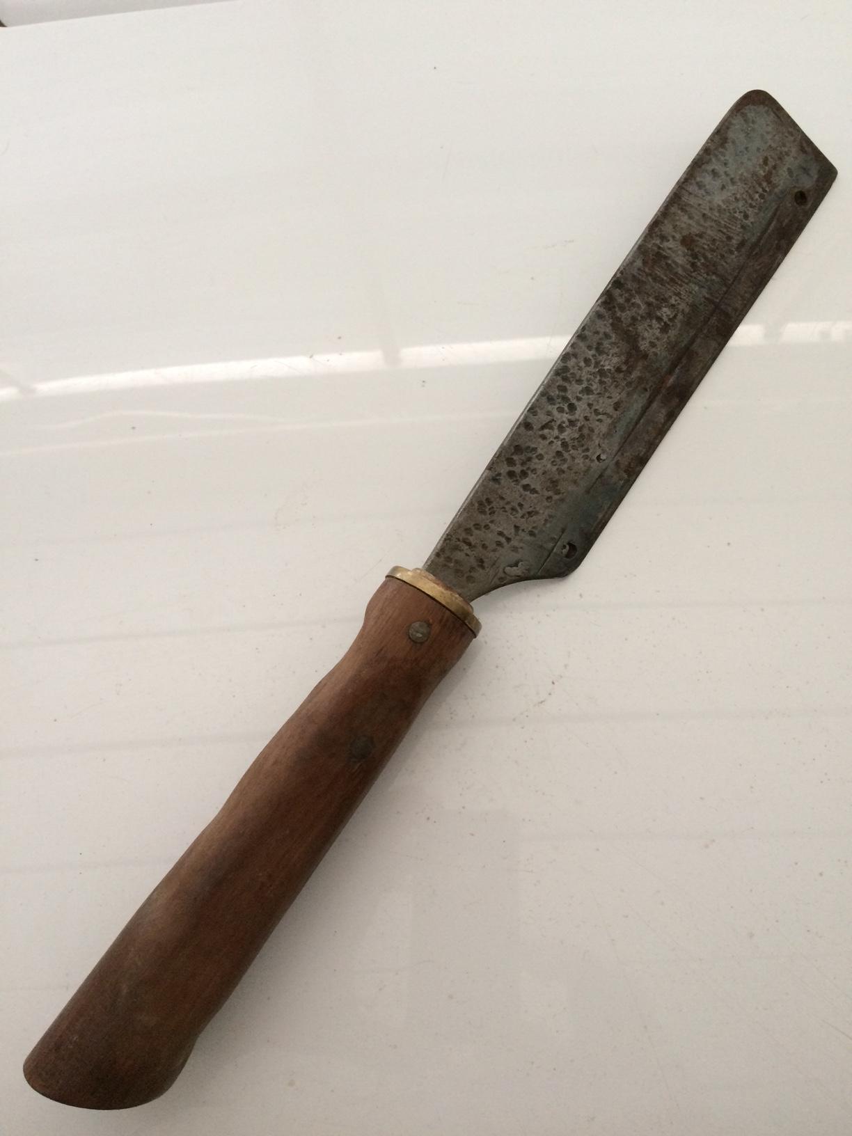 I made this. I call it Zombie Slayer r/weapons