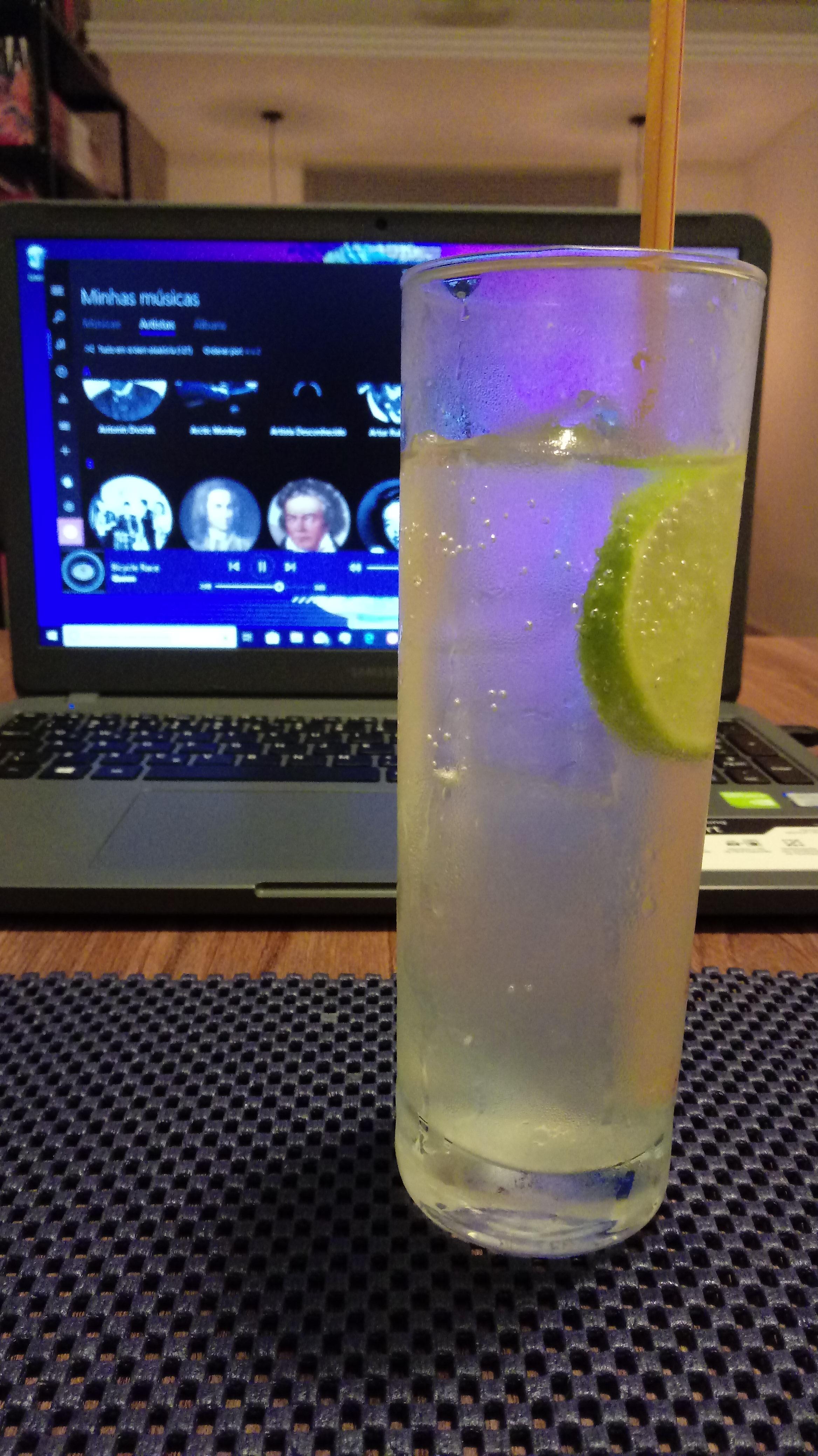 Vodka & Tonic r/cocktails