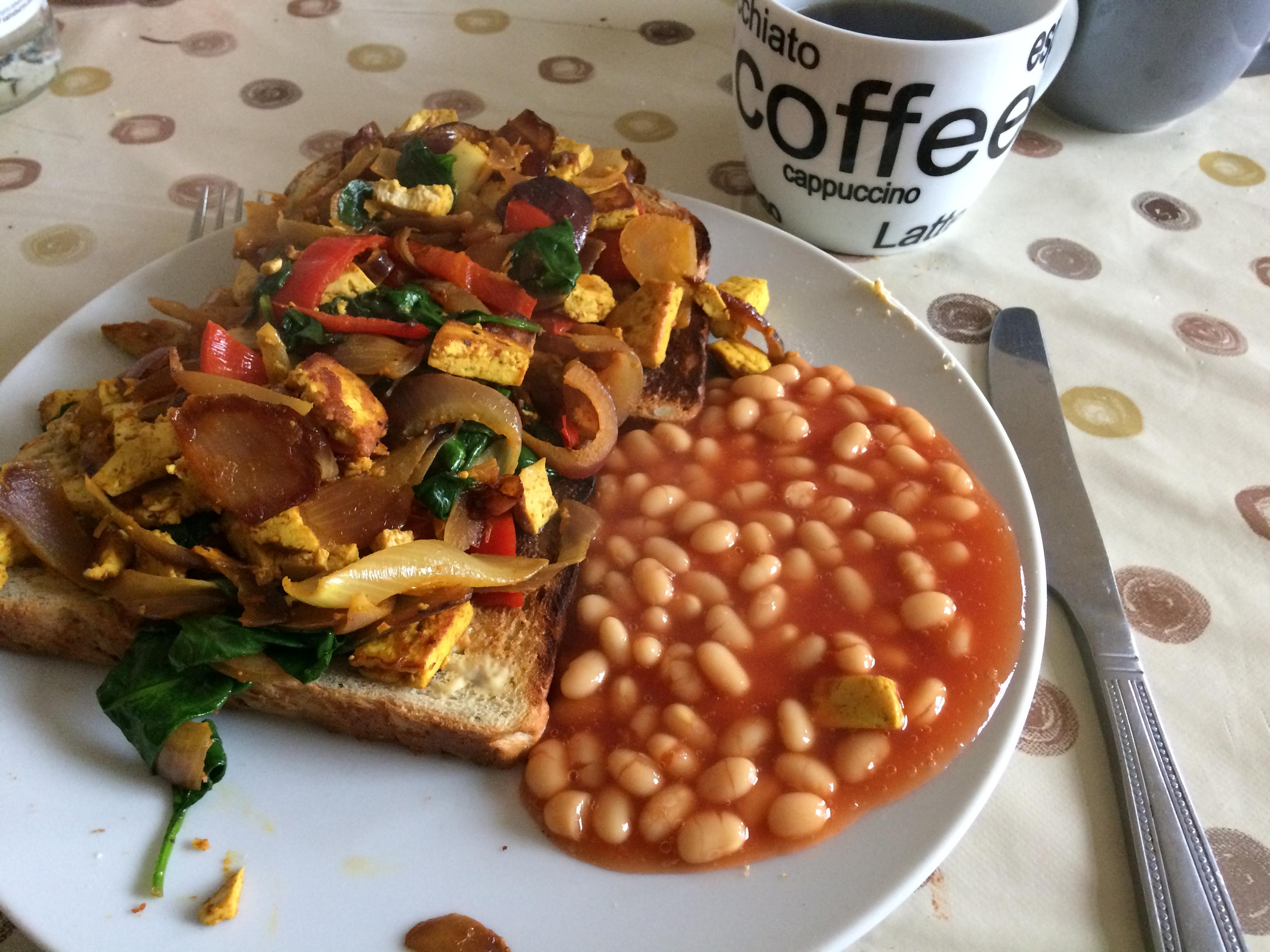Tofu scramble with spinach, red onion, baked beans. r/vegan