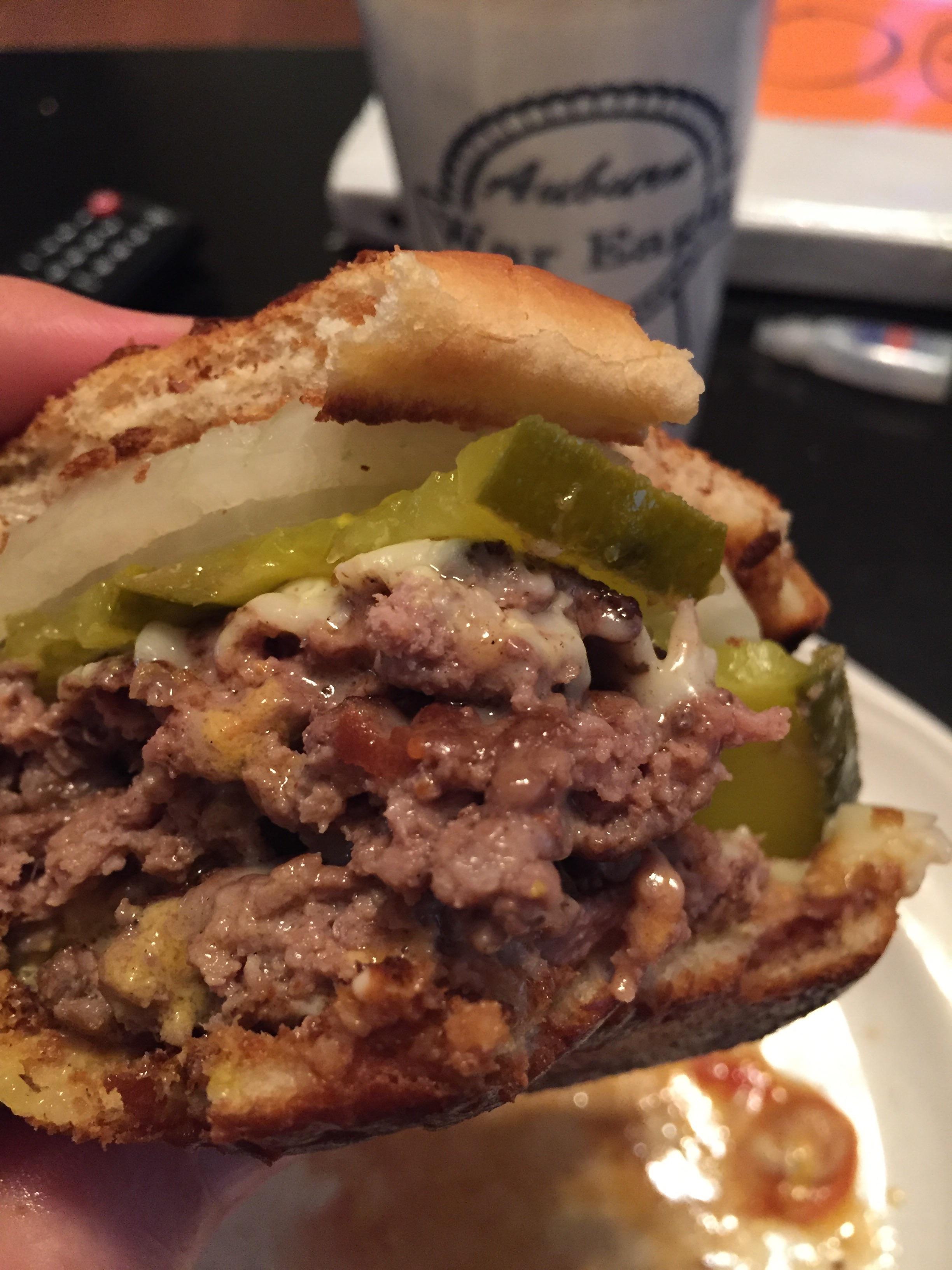 Triple stack smash burger fresh off the cast iron r/castiron