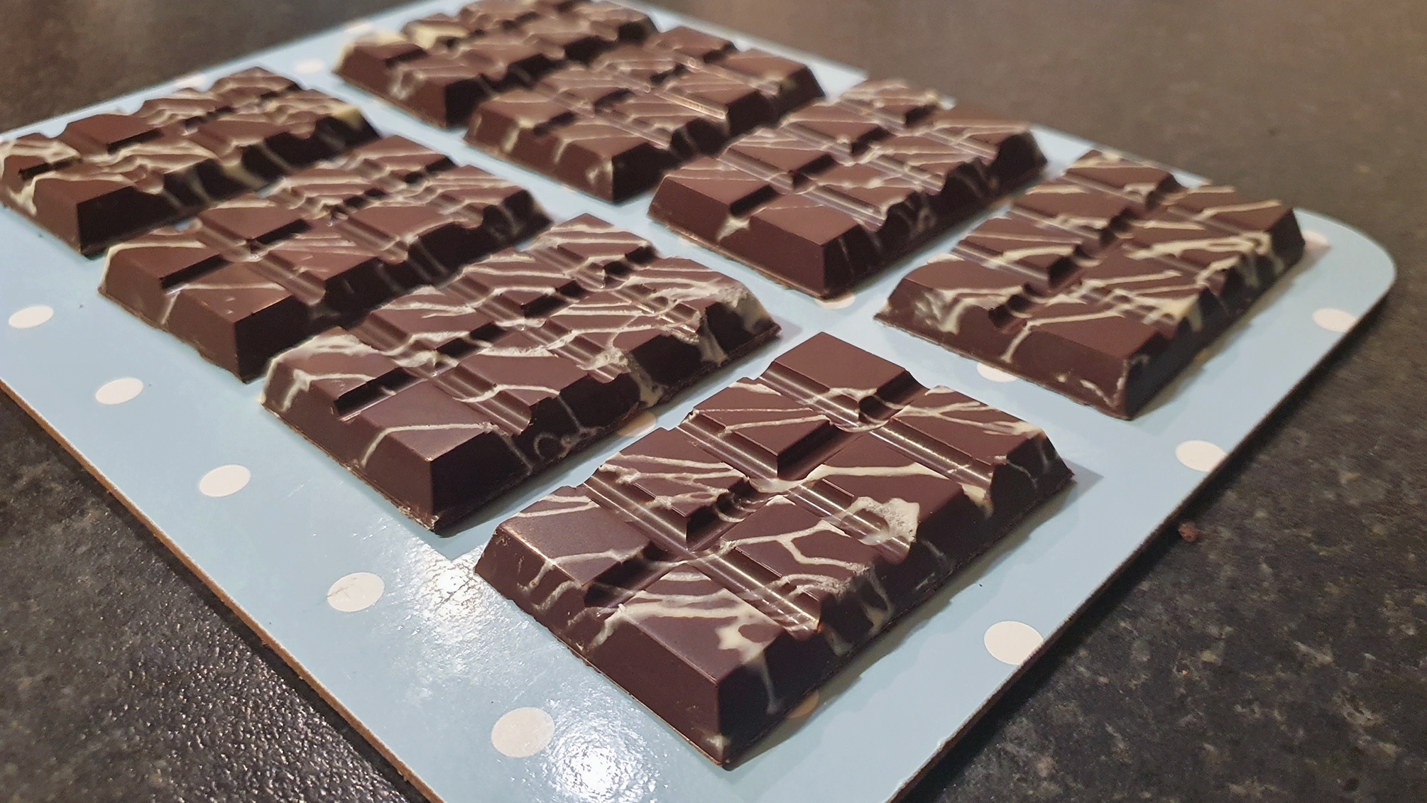 I Made Some 3g Chocolate Bars! Dark chocolate and golden teachers. This