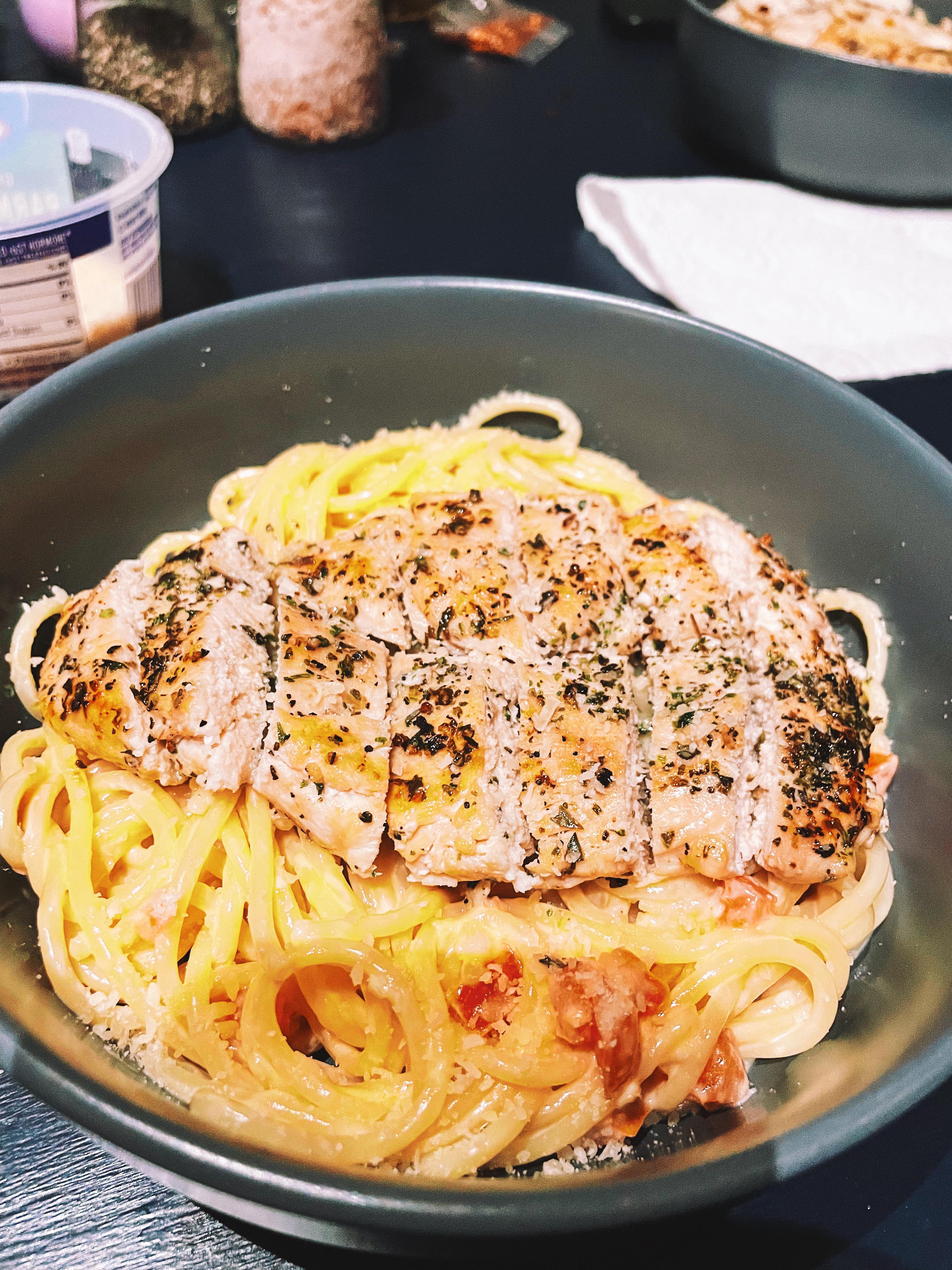New Creamy Aglio E Olio Chicken Pasta 9/10 r/hellofresh