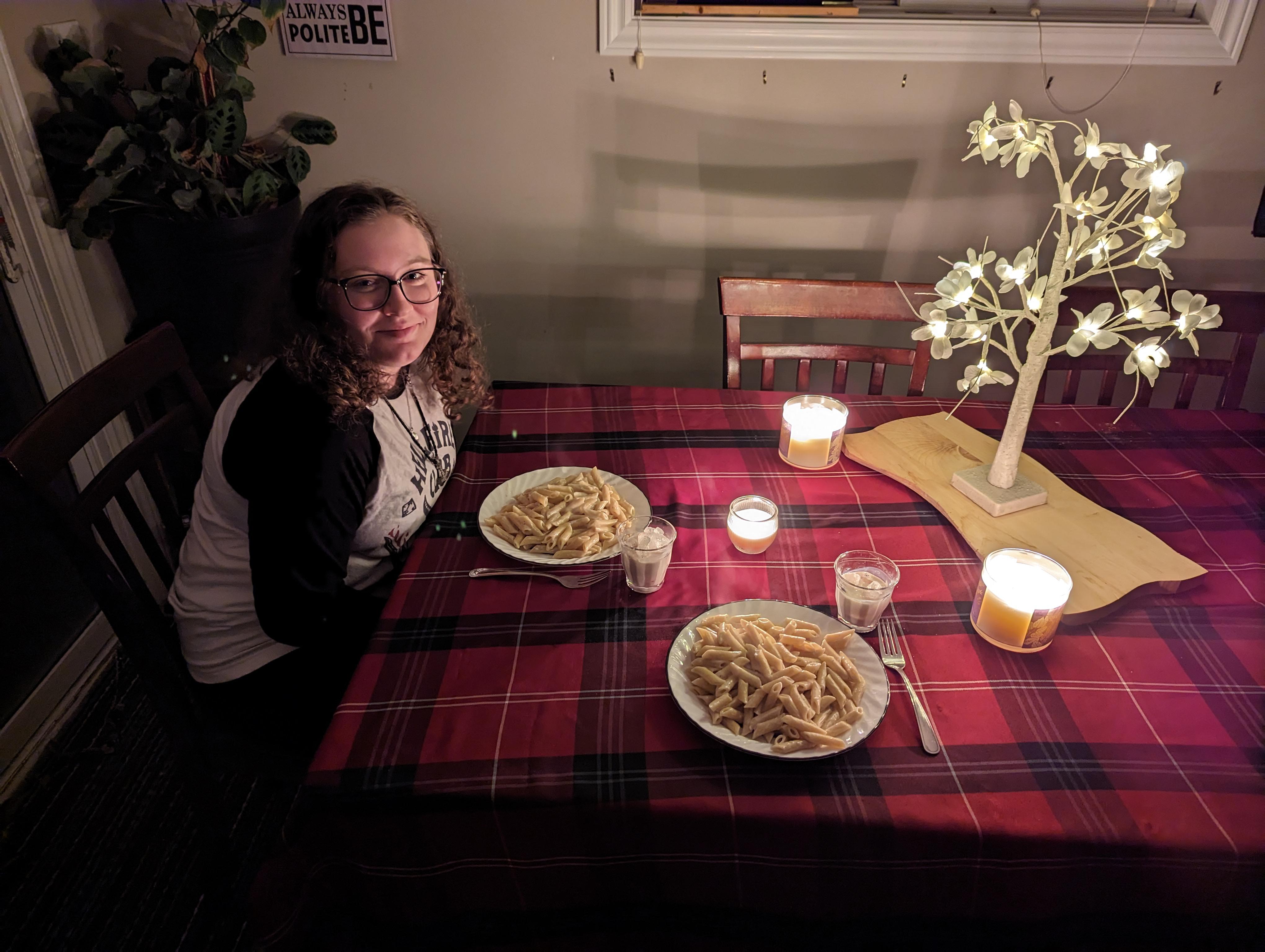 I made a candlelit dinner for my girlfriend r/pics