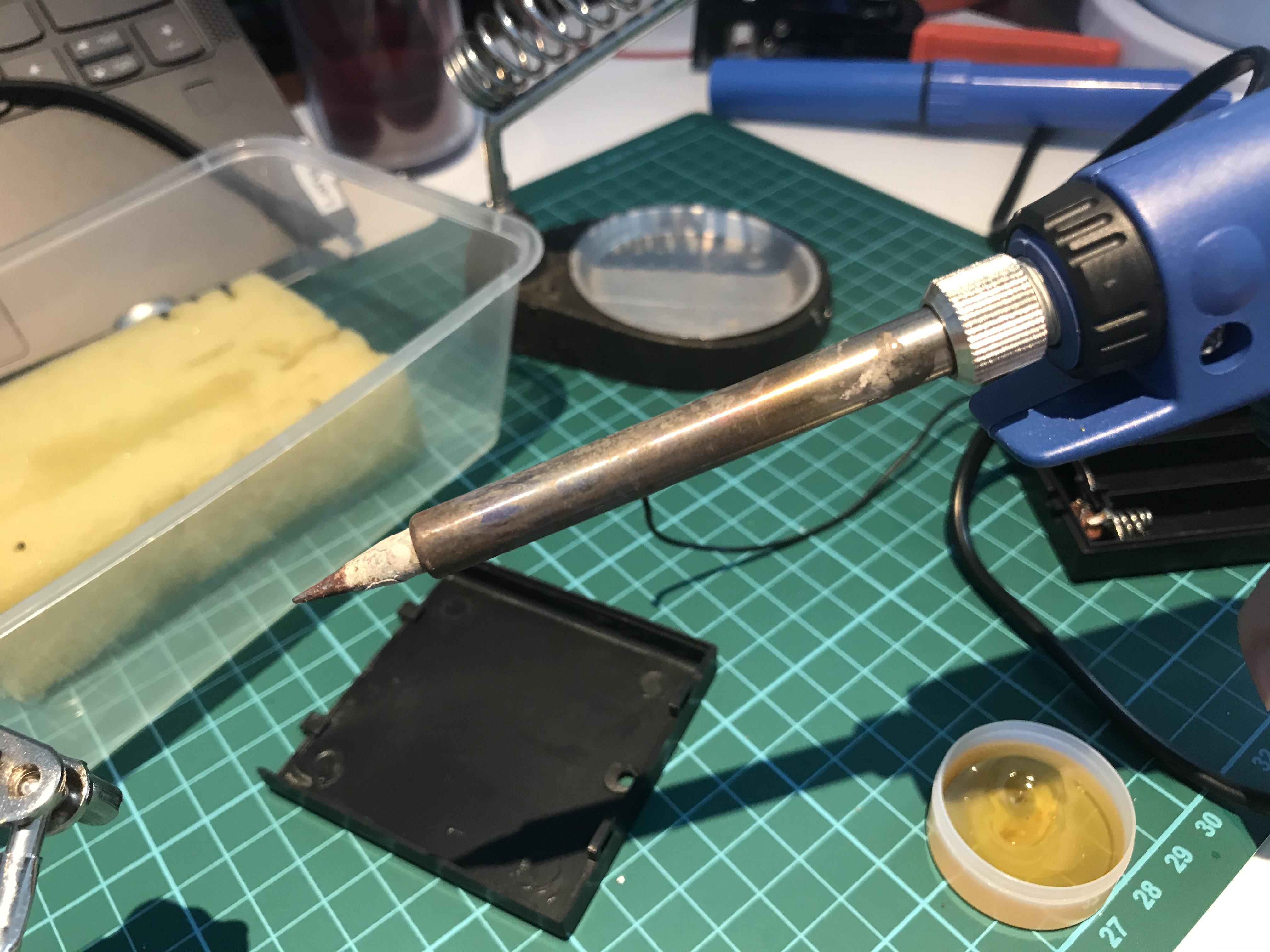 First time solder user, got it from my dad who also has no idea what to