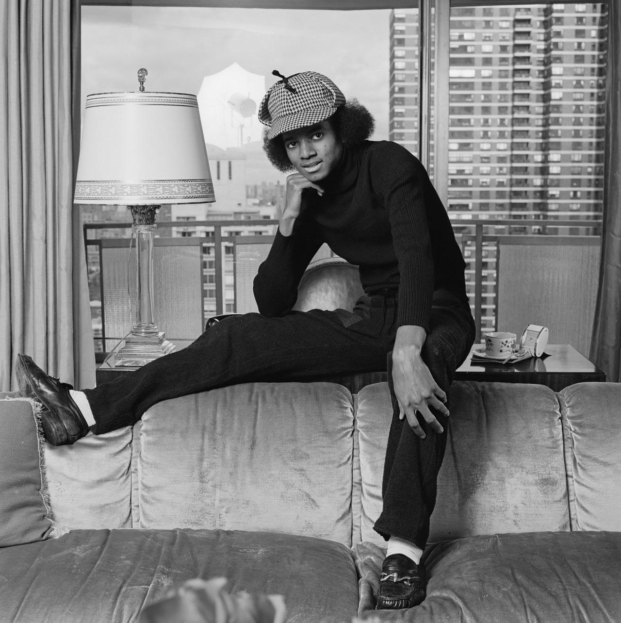 Michael Jackson photographed by Michael Putland at home in Manhattan’s