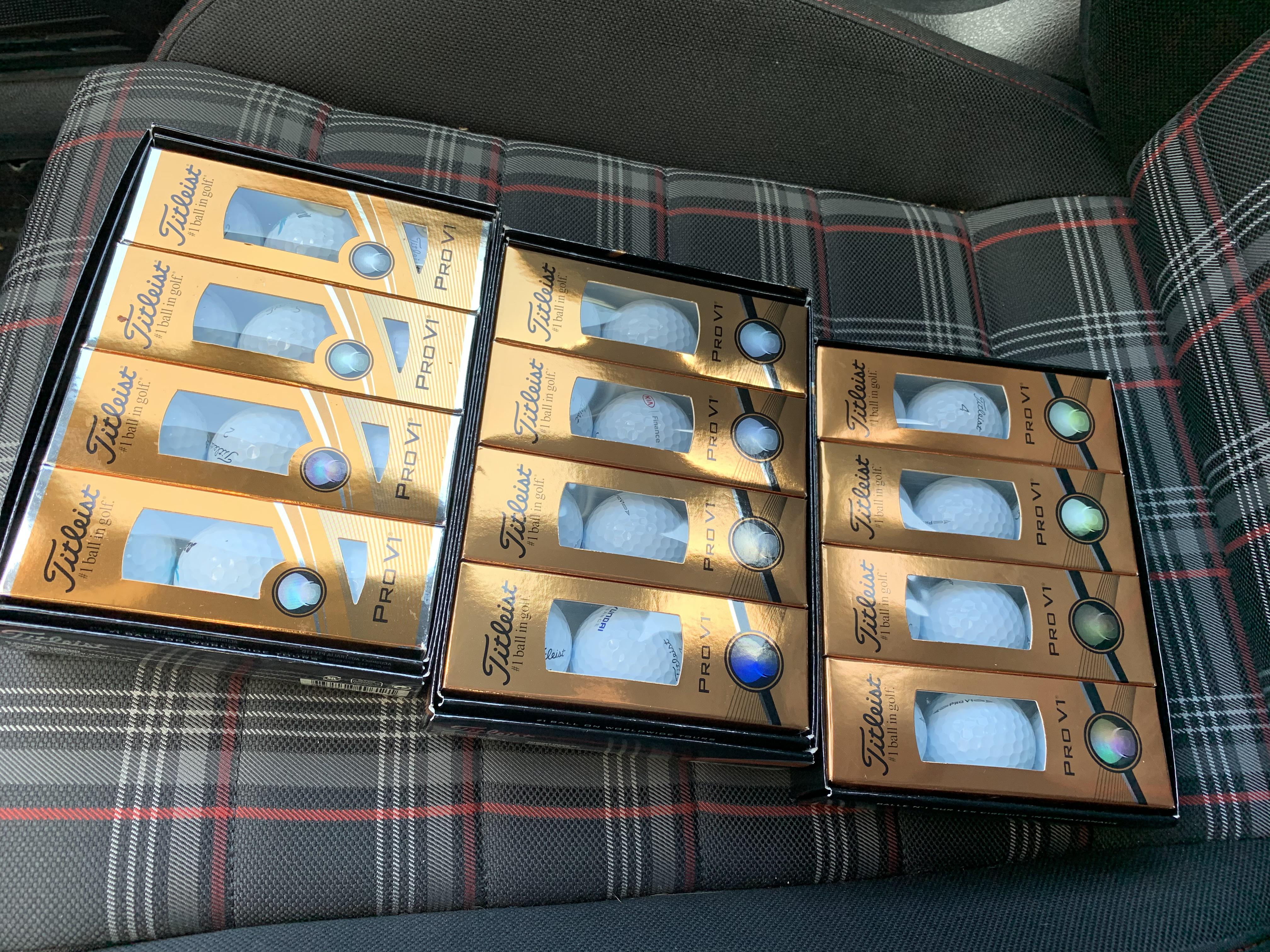 Salvation Army Score 6/dozen! r/golf