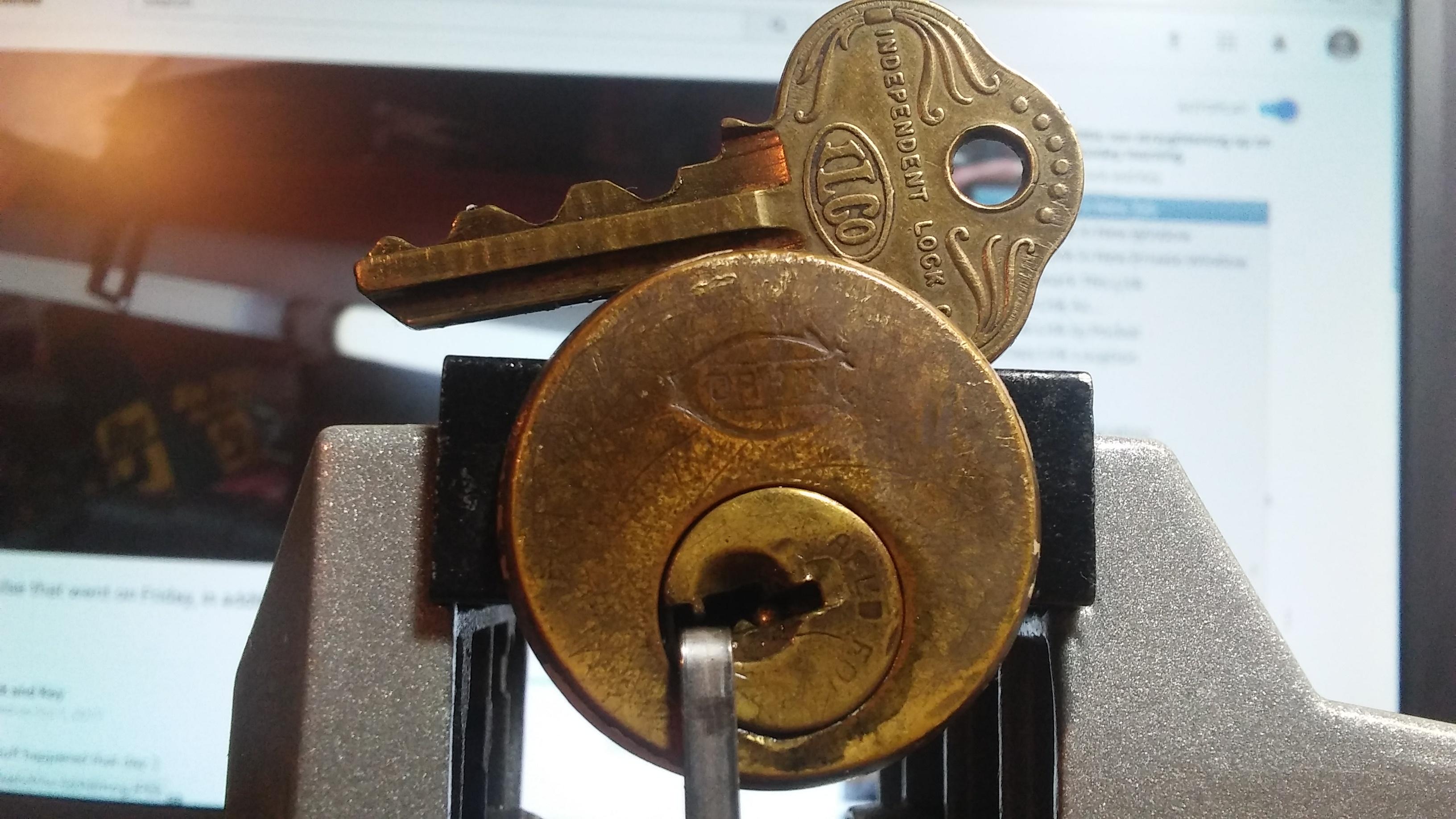 Vintage CORBIN rim w/ball bearing key pins picked open r/lockpicking