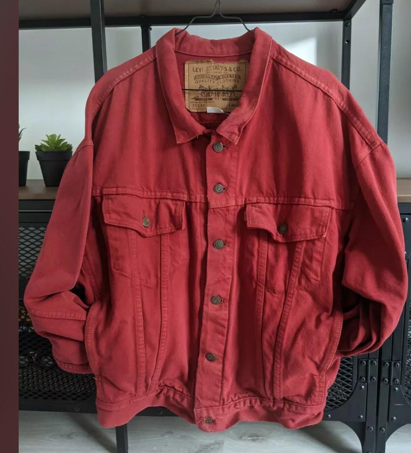 Top 75+ imagen levi's red jeans jacket Abzlocal.mx
