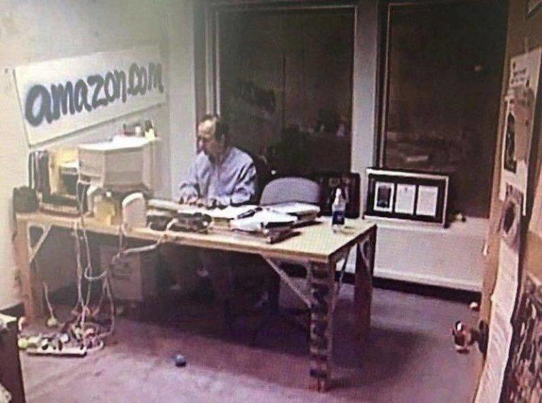 Garage Jeff Bezos 1994