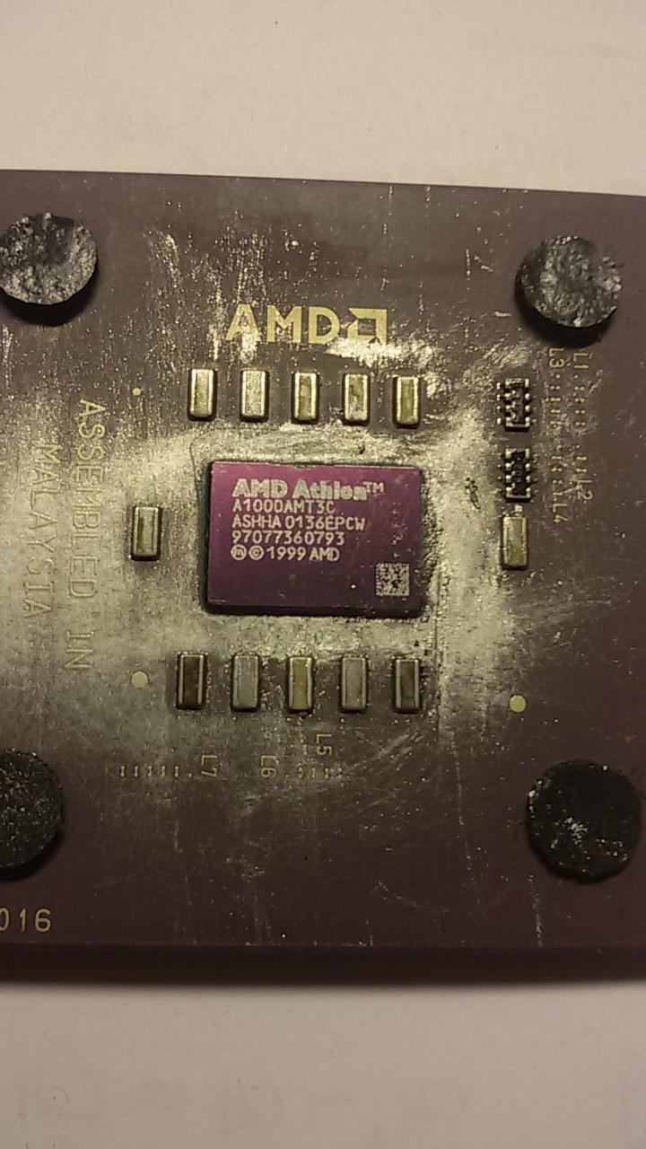 CPU I found in a PC when I moved into a new house. Sadly the thermal
