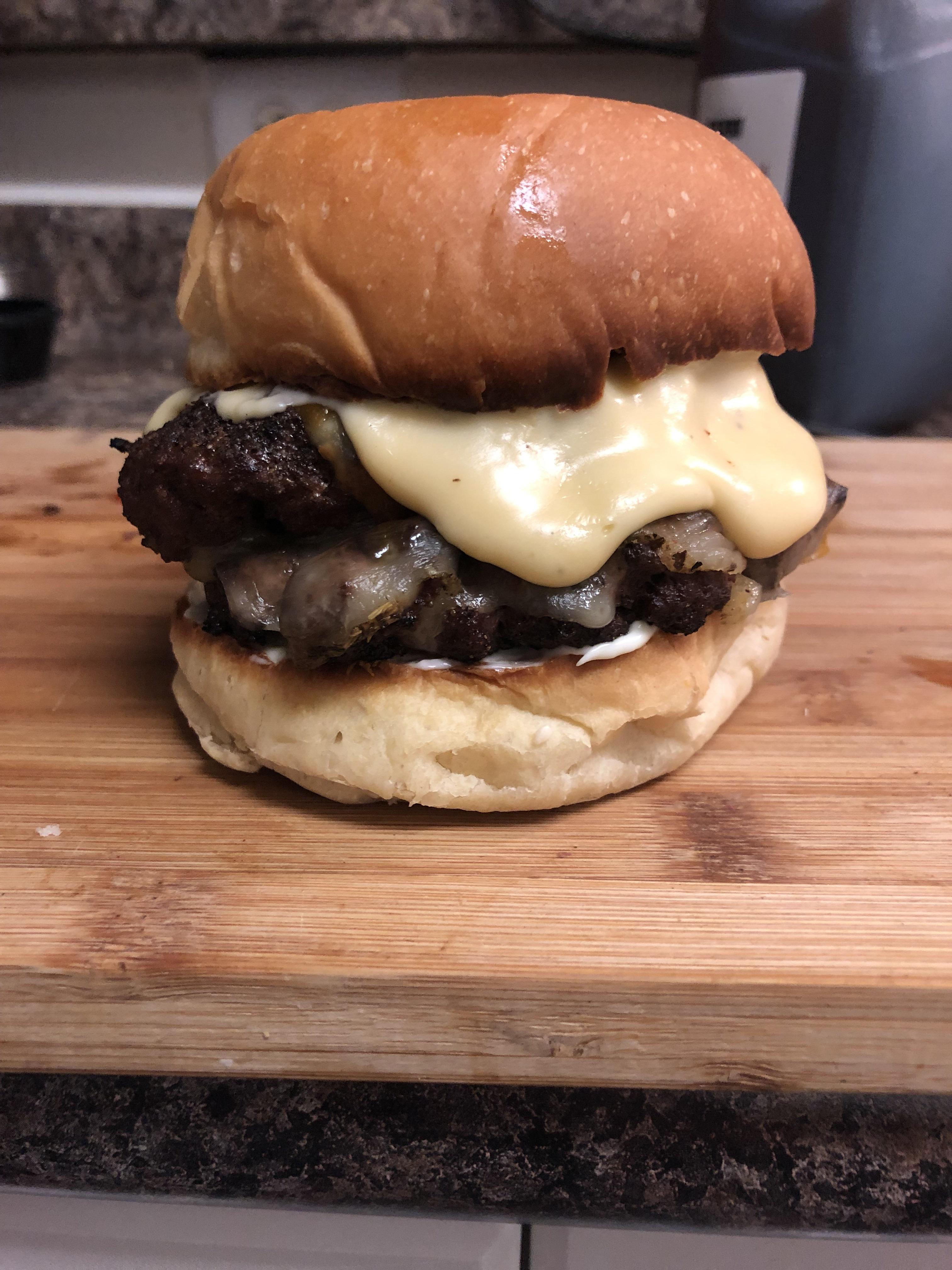[homemade] Double burger with liquid American/Monterey Jack cheese r/food