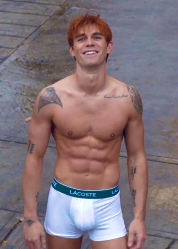 KJ Apa r/celebritybulge