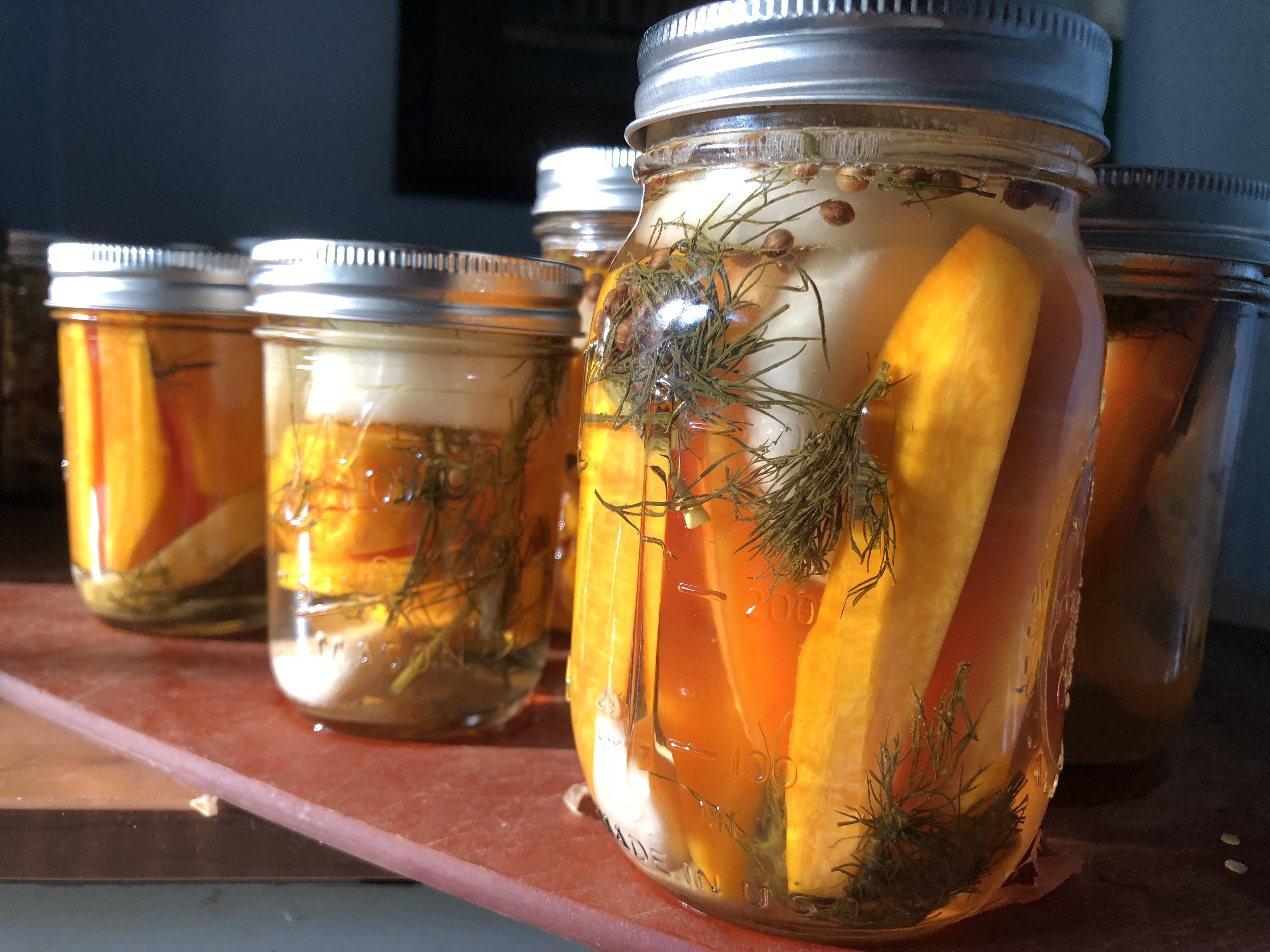 Spicy carrots with lemon drop peppers r/Canning