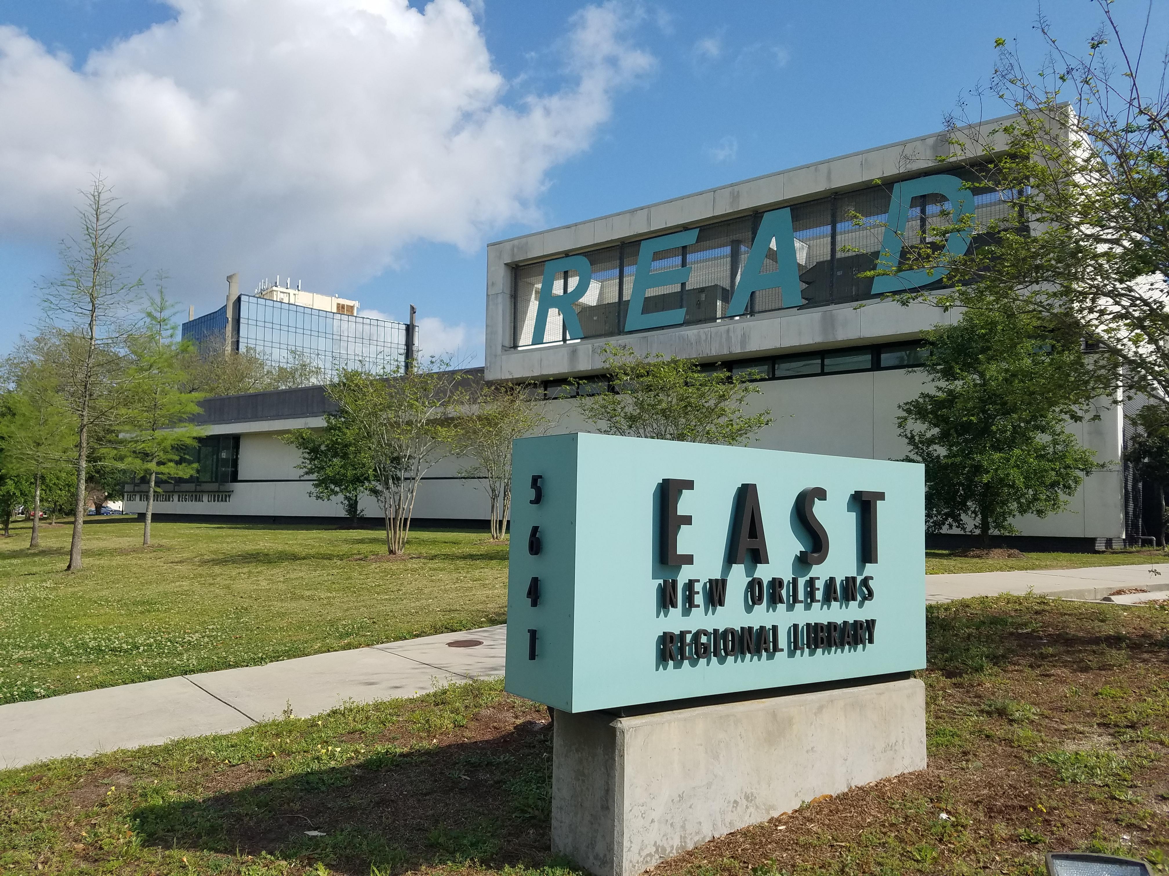 This library is located on Read Blvd. r/mildlyinteresting